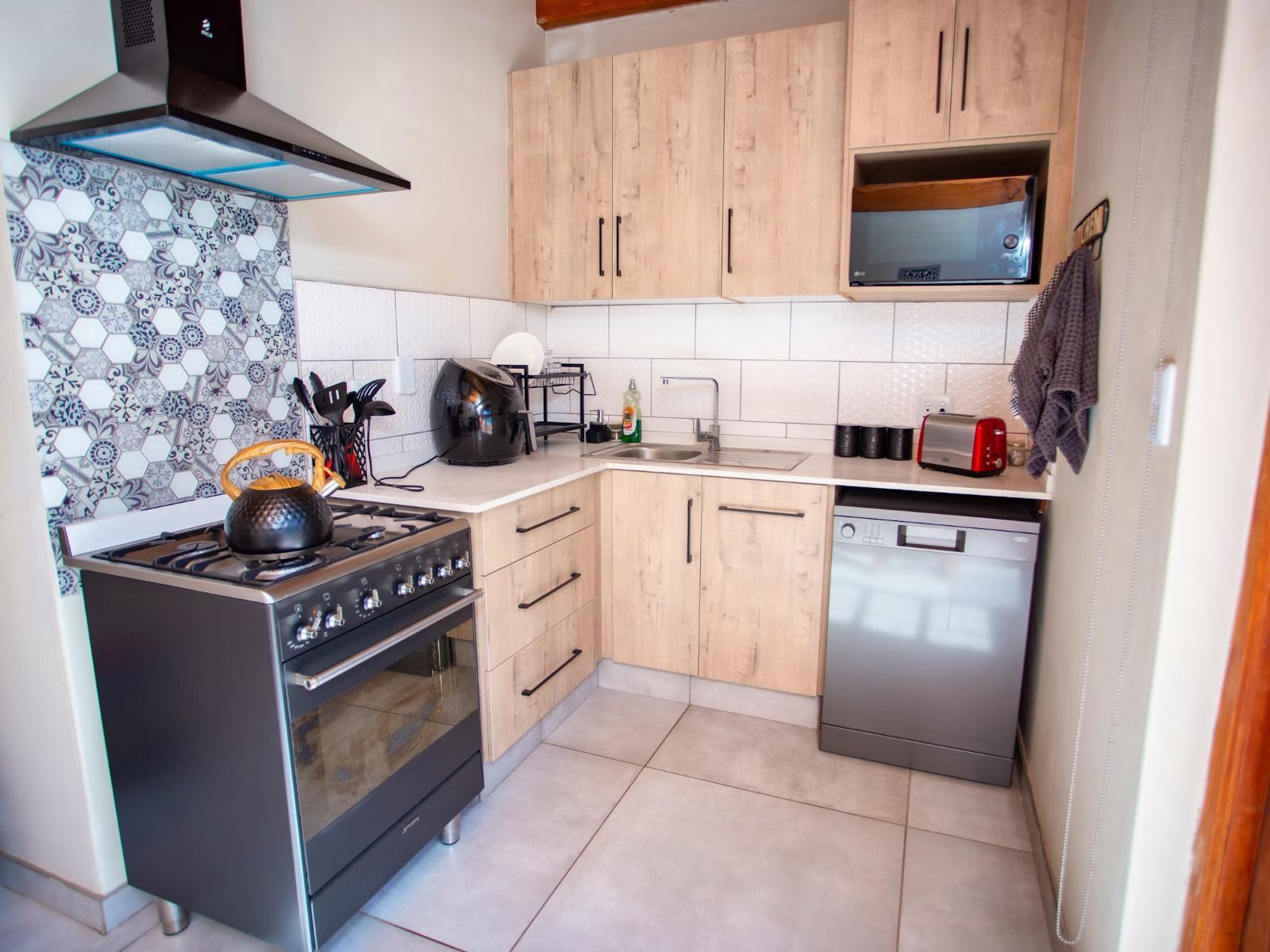 Room 1 — Kitchenette