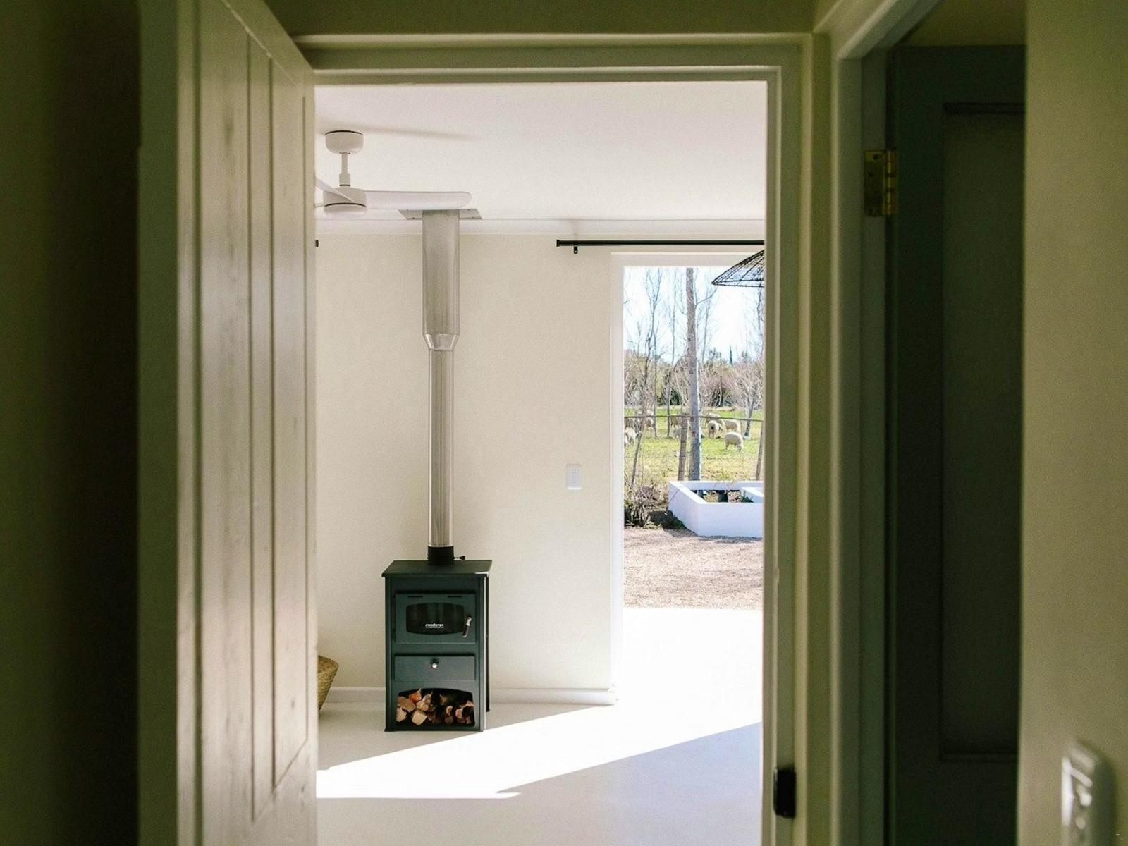 Room 1 — Photo of the whole room