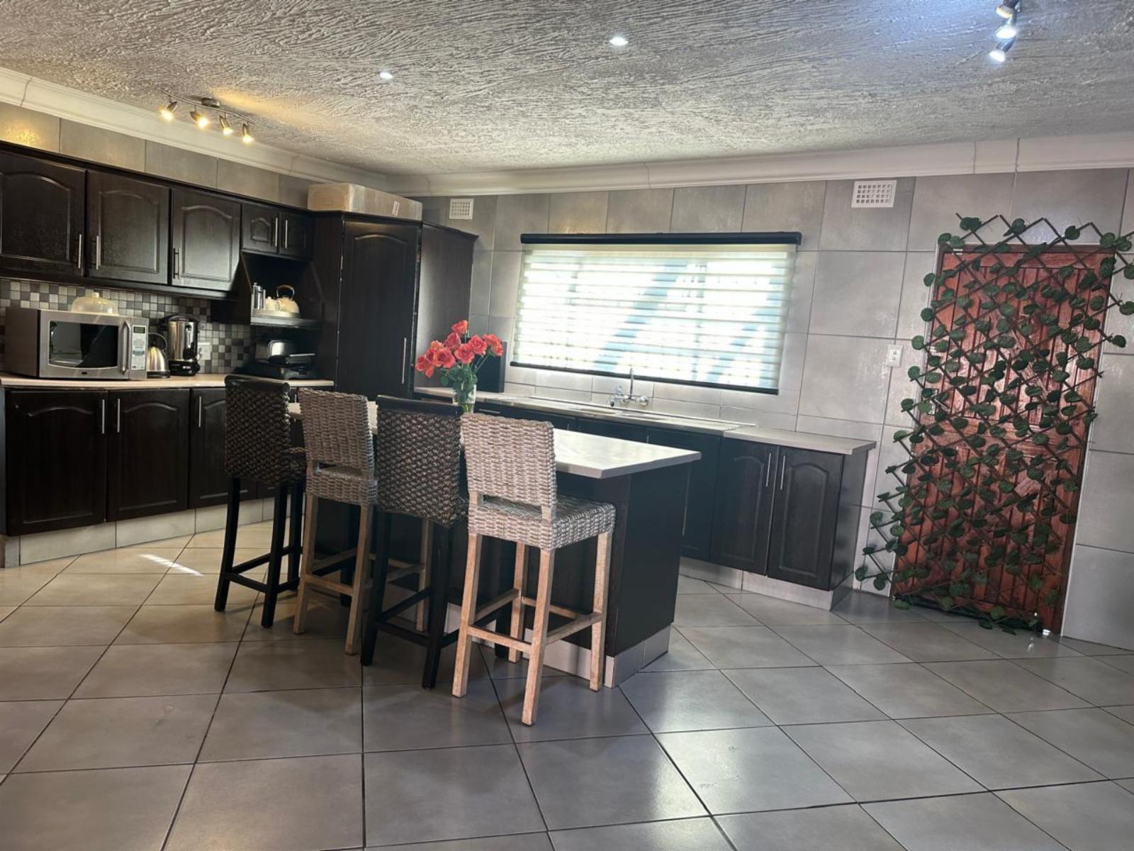 Kitchenette