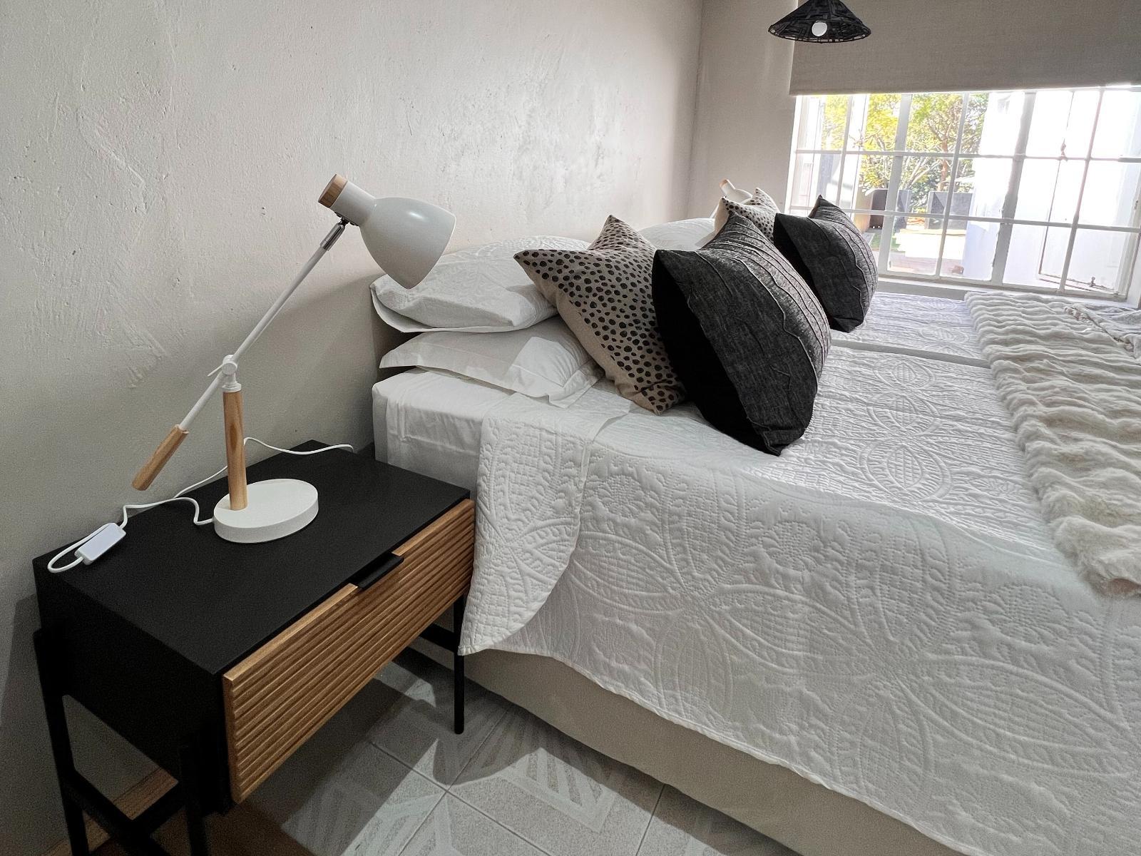 Room 1 — Photo of the whole room