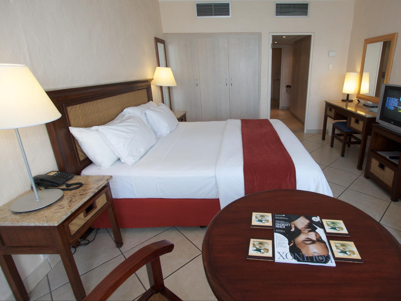 Room 2 — Photo of the whole room