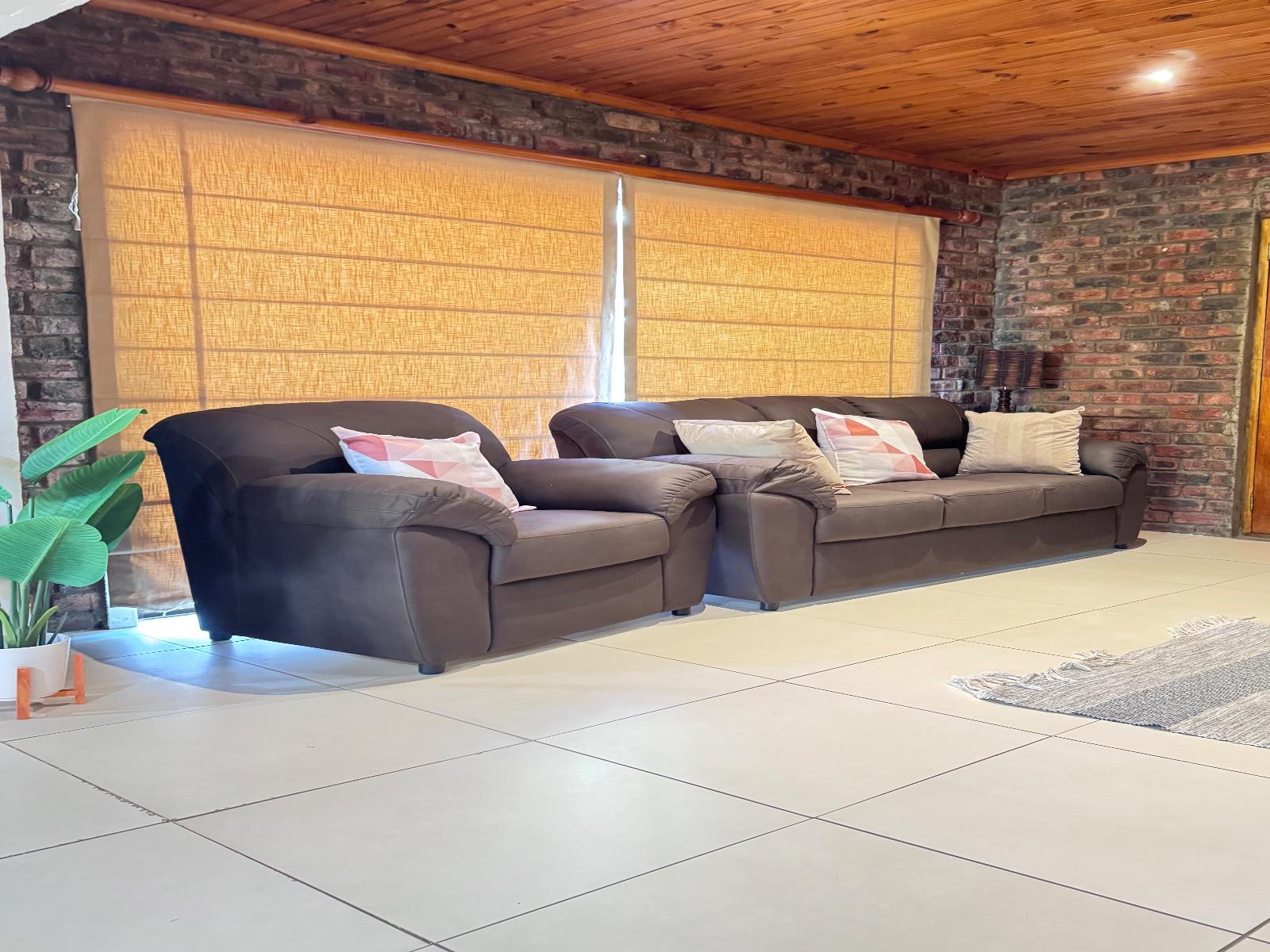 Room 1 — Communal lounge/ TV room