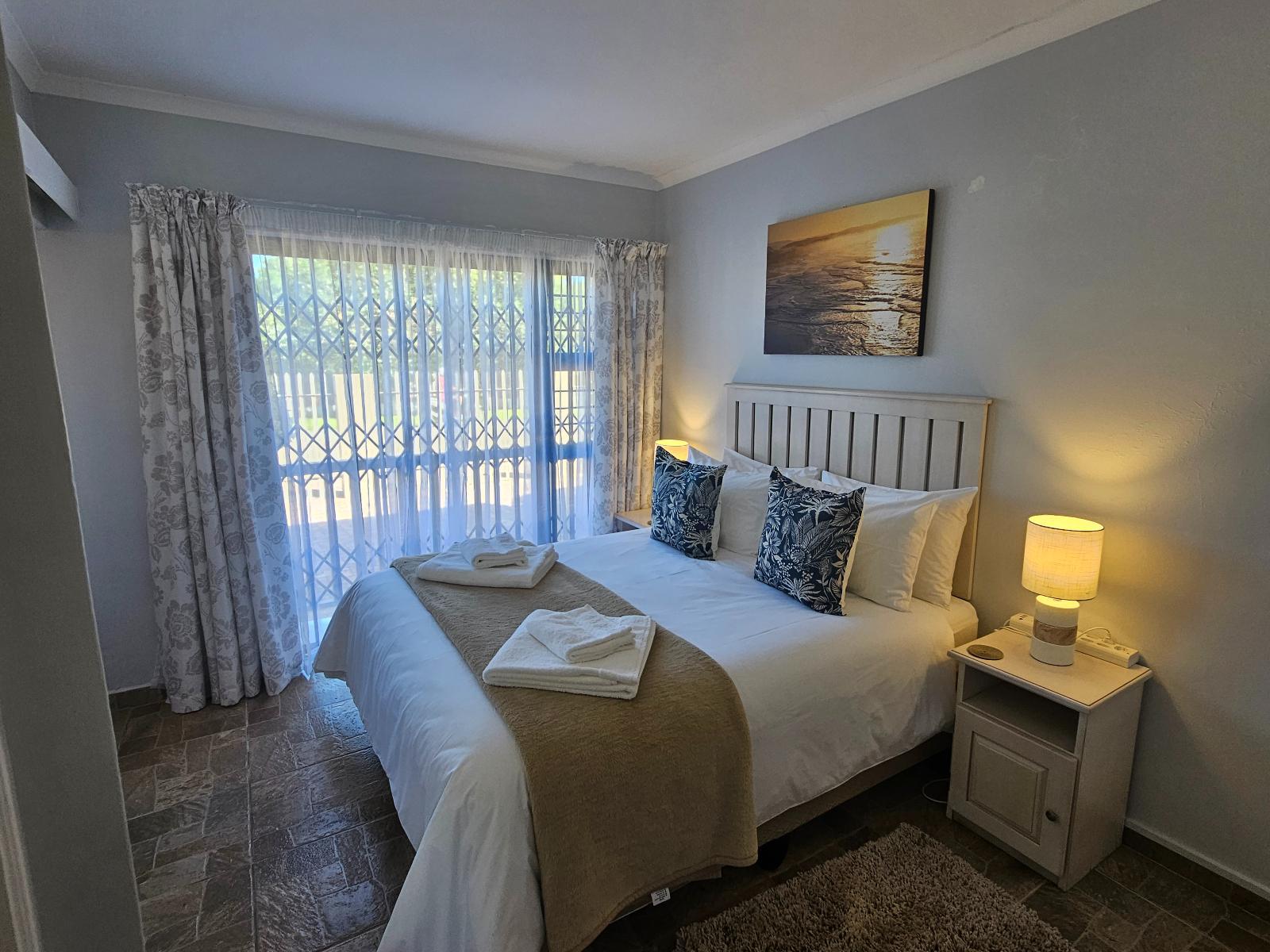 Room 1 — Photo of the whole room