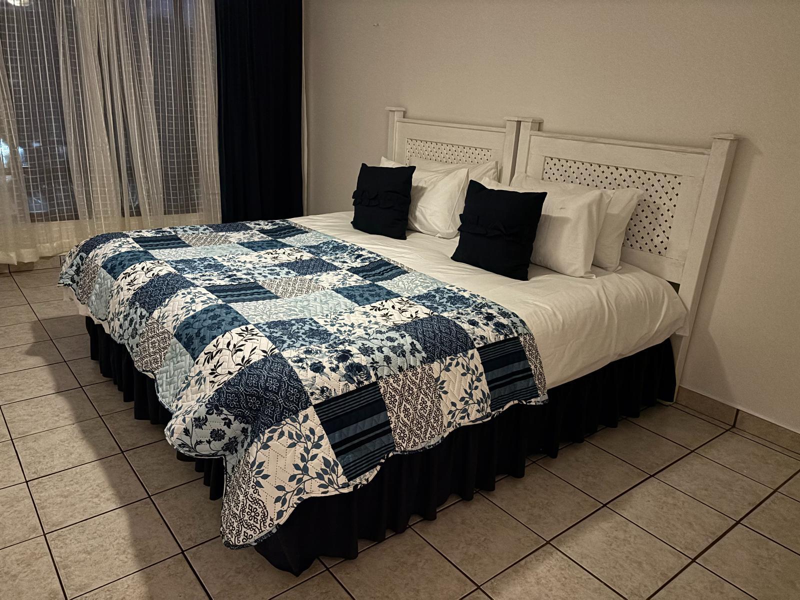 Room 3 — Photo of the whole room
