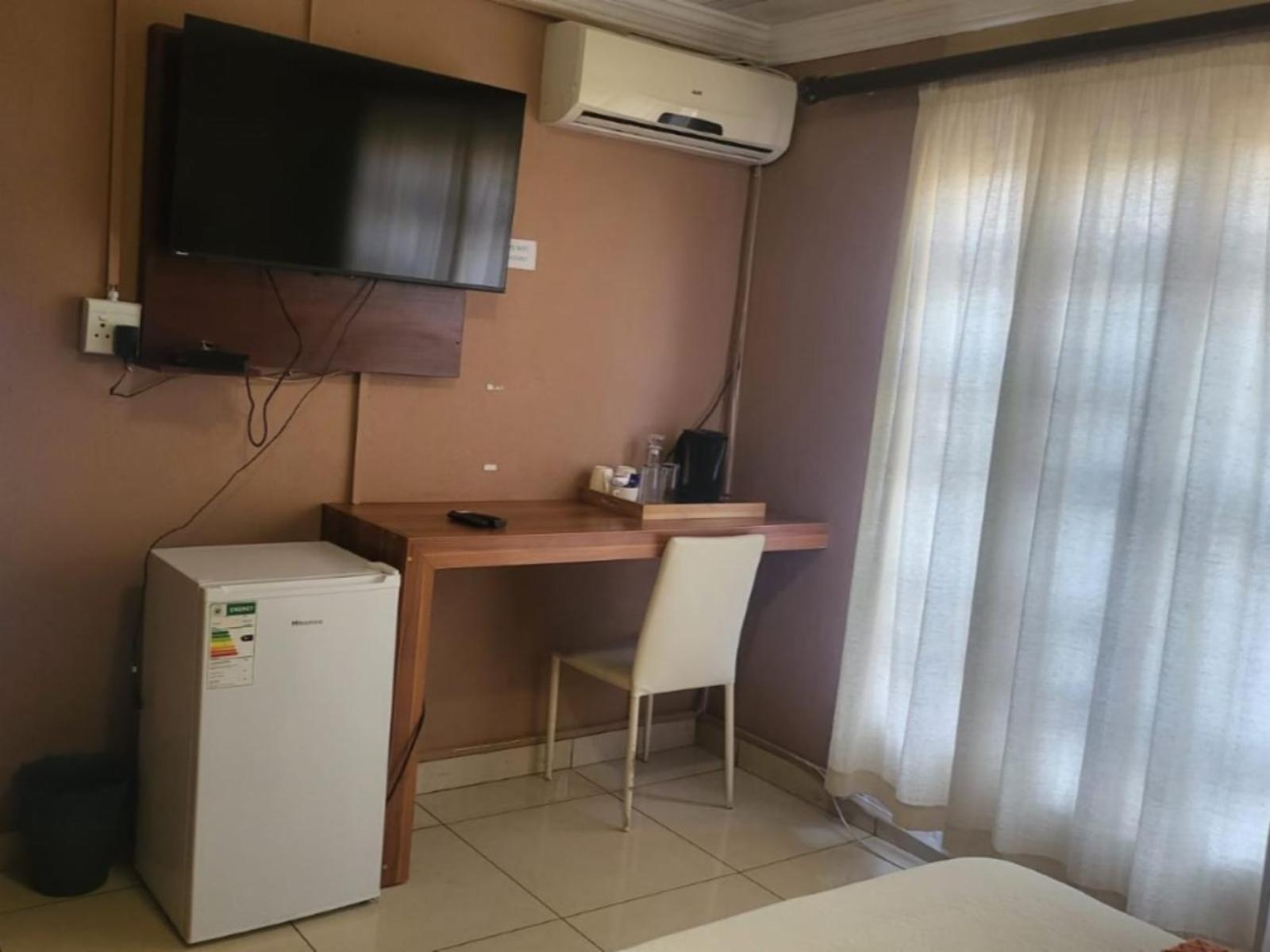 Room 2 — TV and multimedia