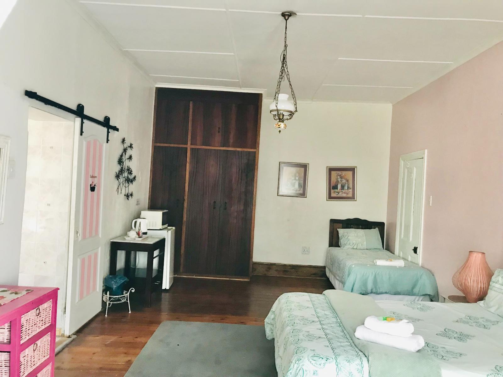 Room 1 — Photo of the whole room