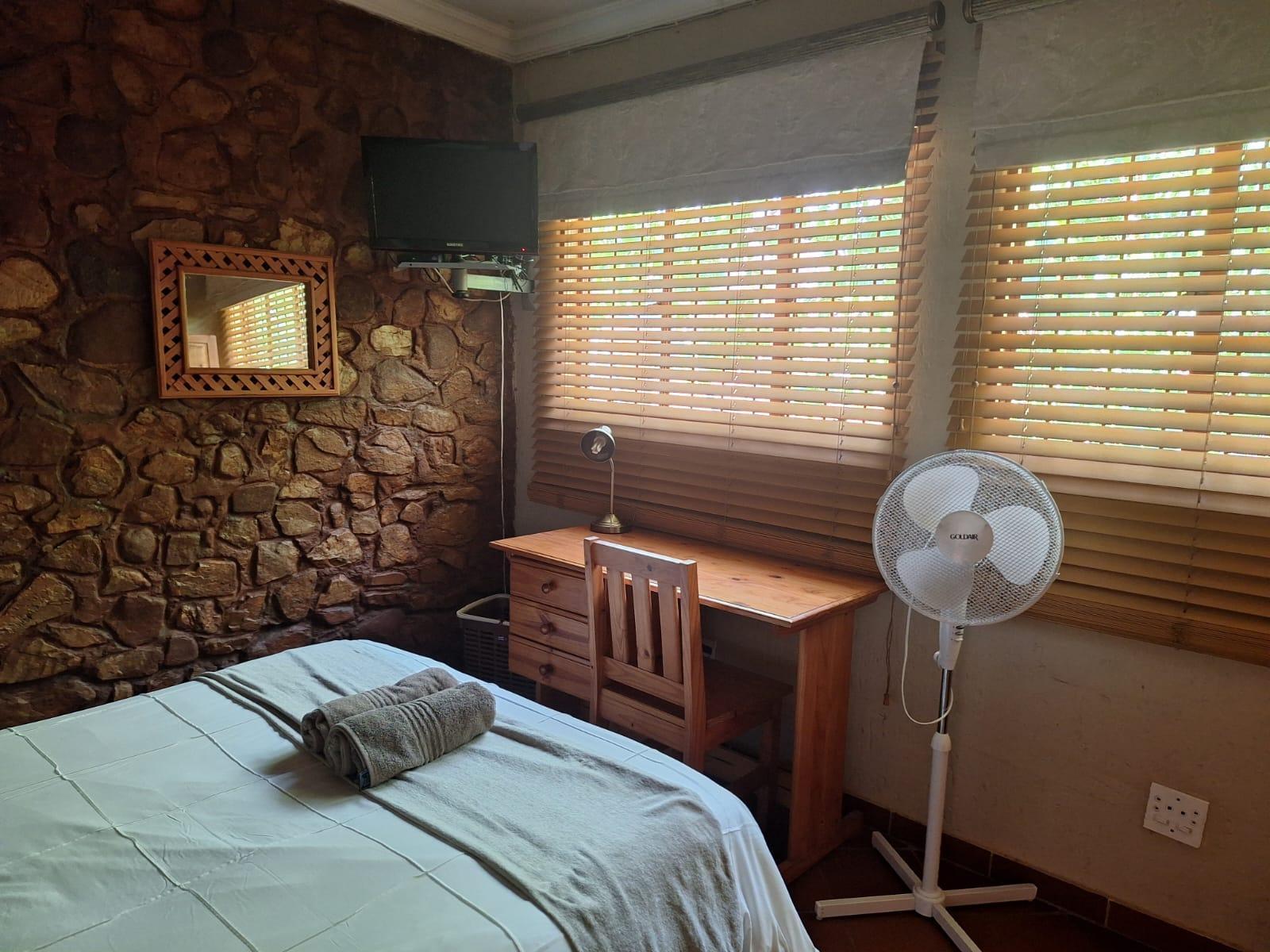 Room 1 — Photo of the whole room