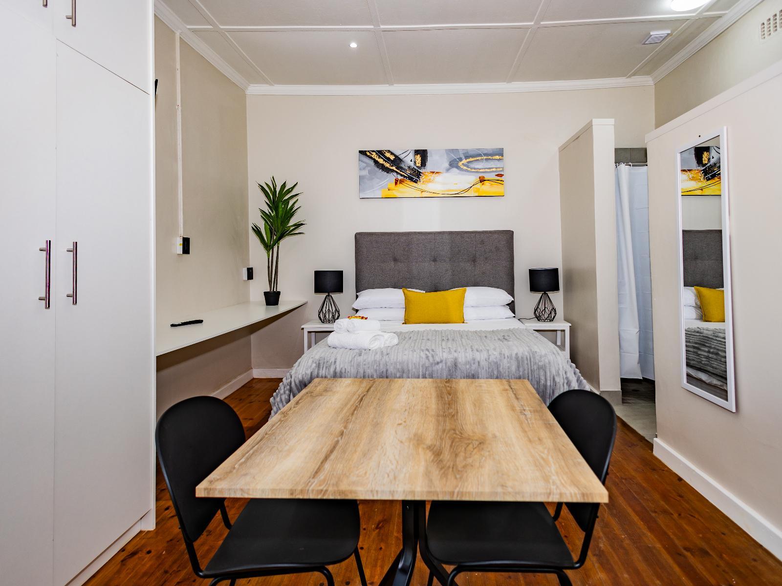 Room 1 — Photo of the whole room