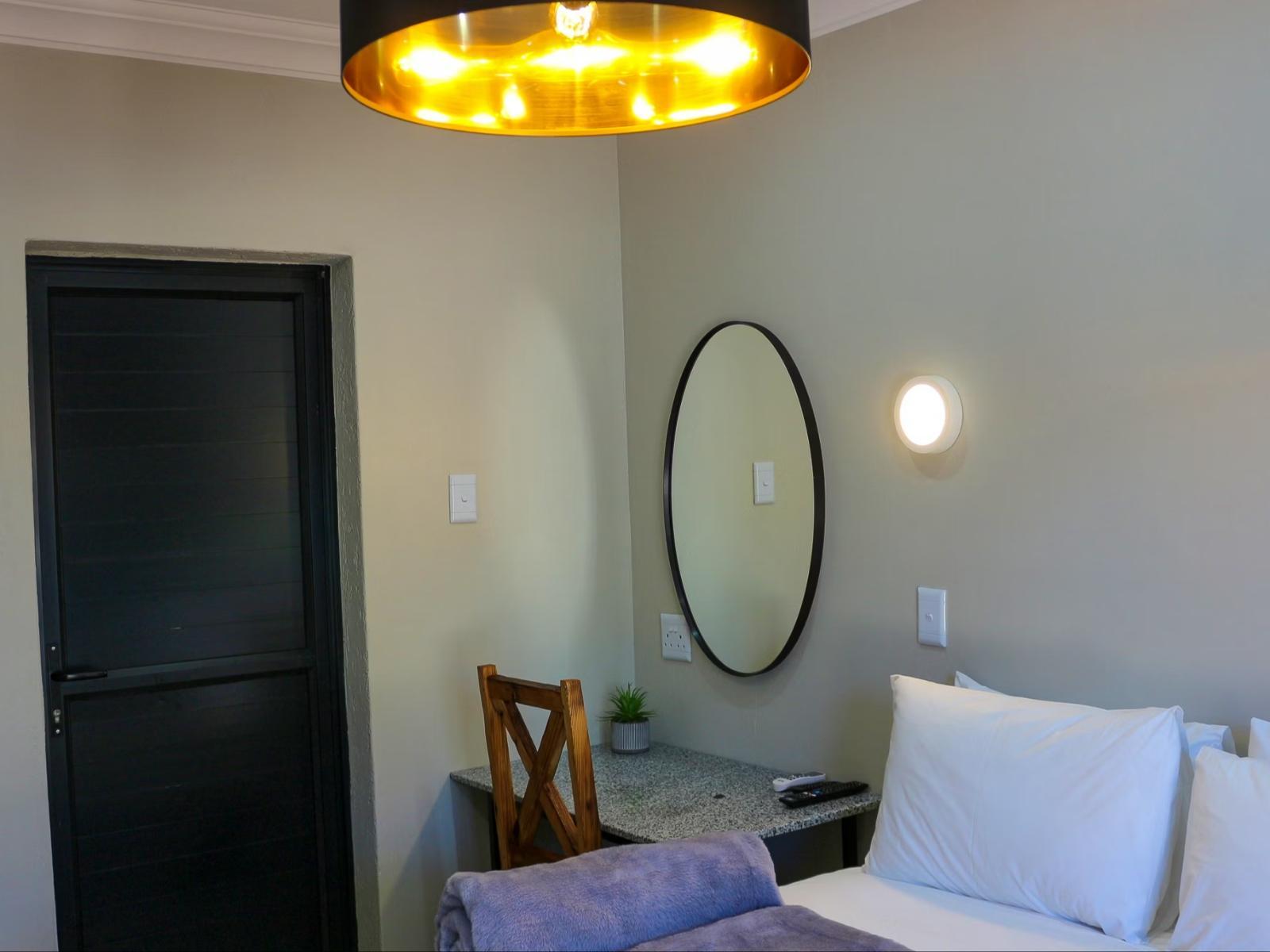 Room 1 — Decorative detail