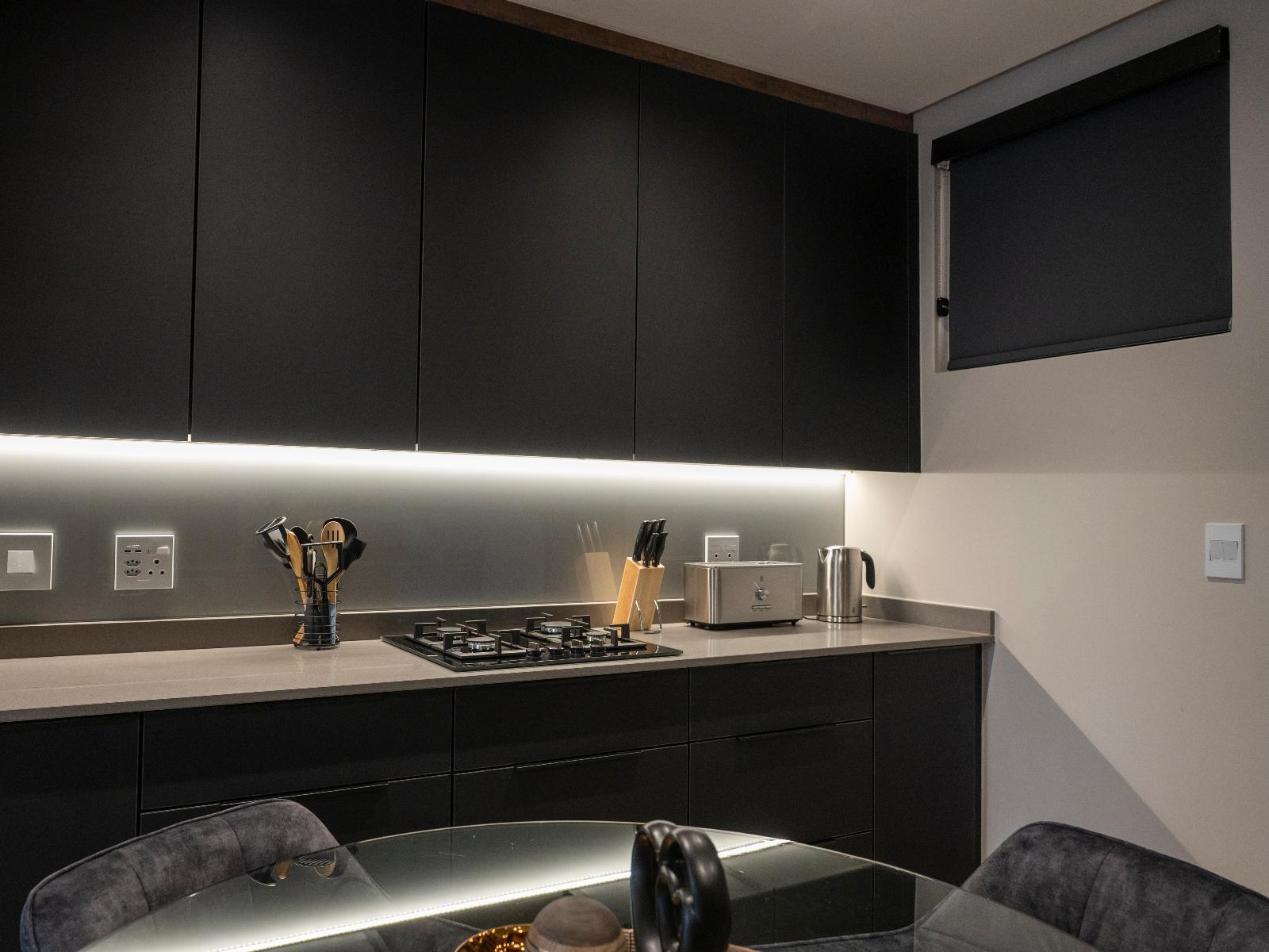 Room 7 — Dining area