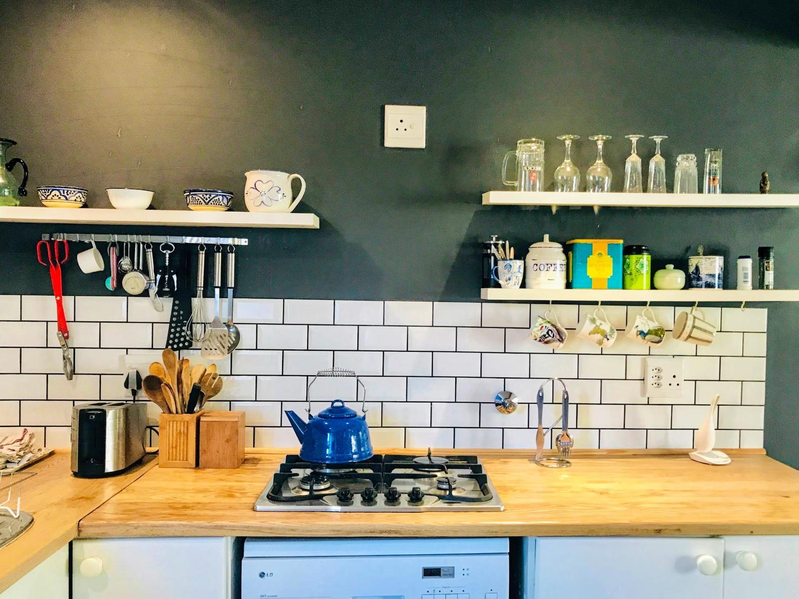 Room 1 — Kitchenette