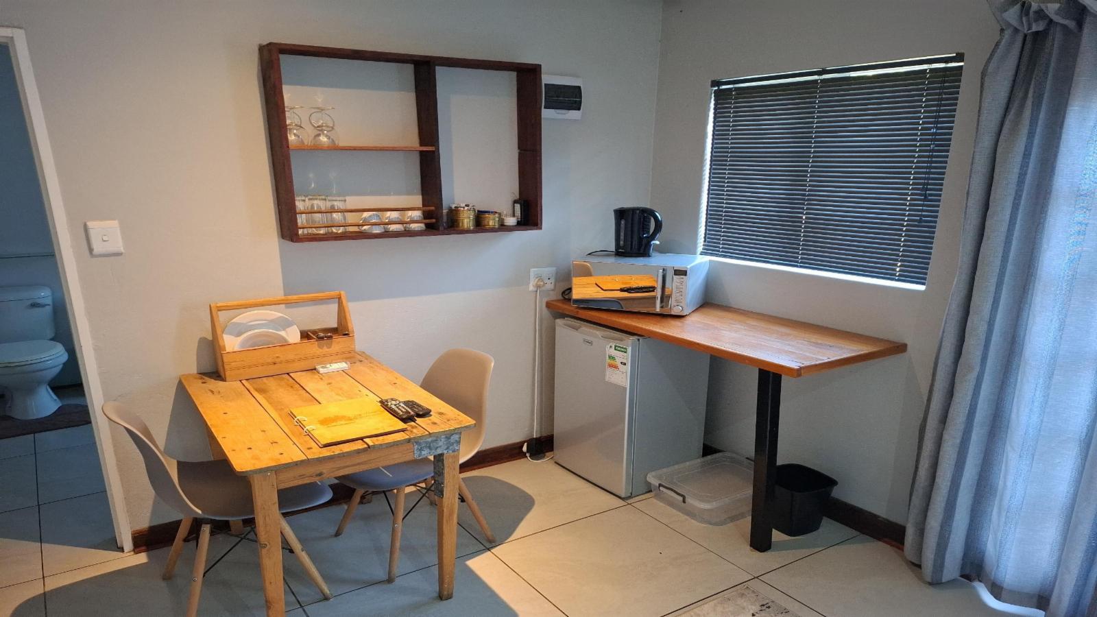 Room 1 — Photo of the whole room