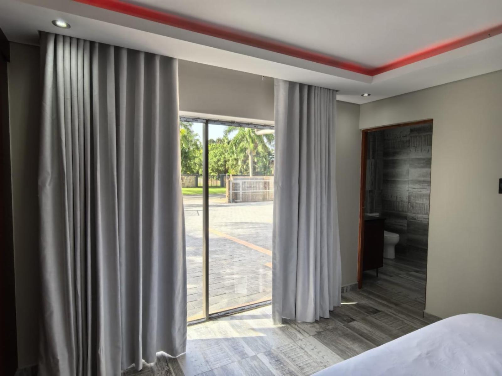 Room 1 — Street view