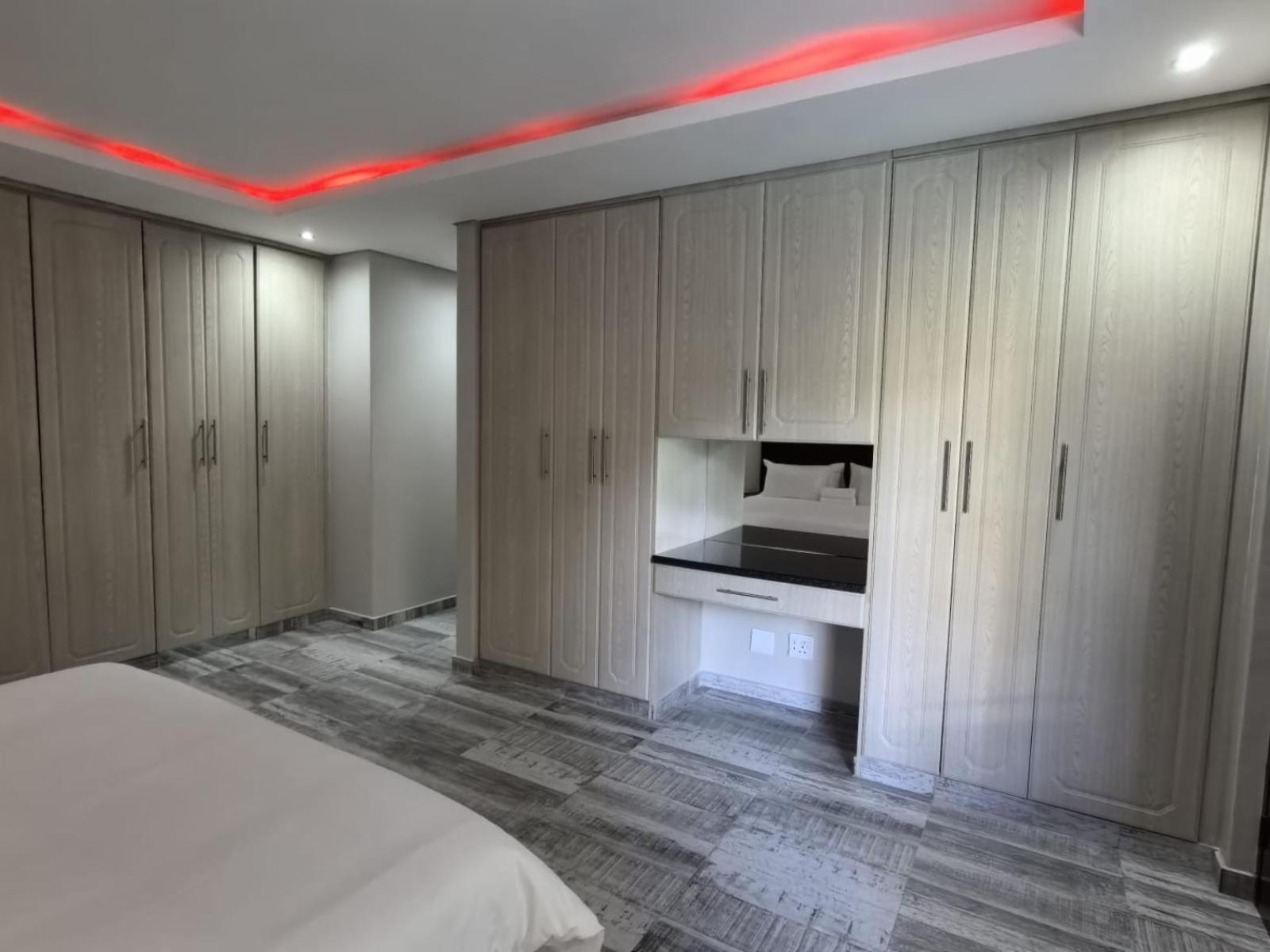 Room 1 — TV and multimedia