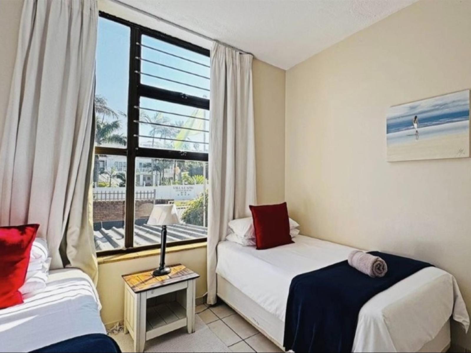 Room 1 — Photo of the whole room
