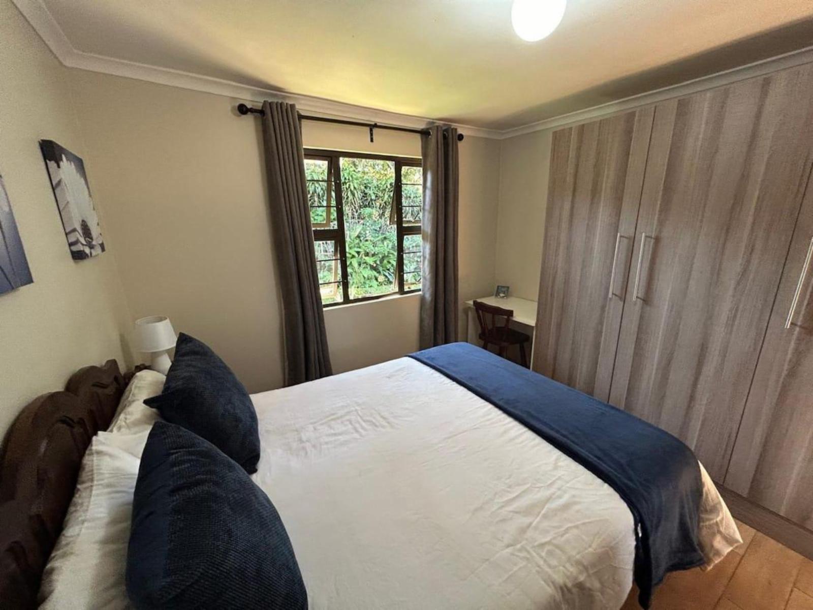 Room 1 — Photo of the whole room