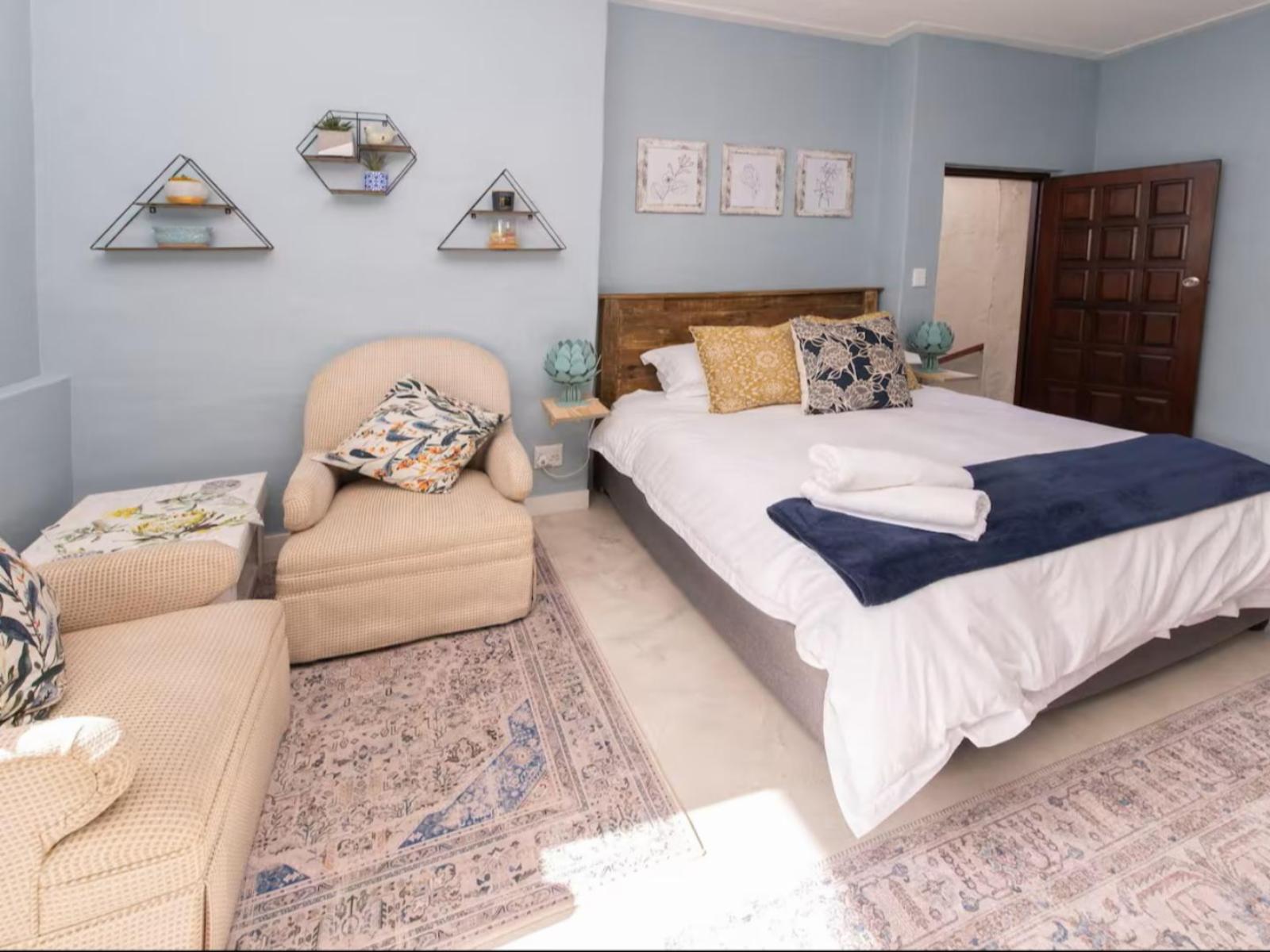 Room 1 — Photo of the whole room