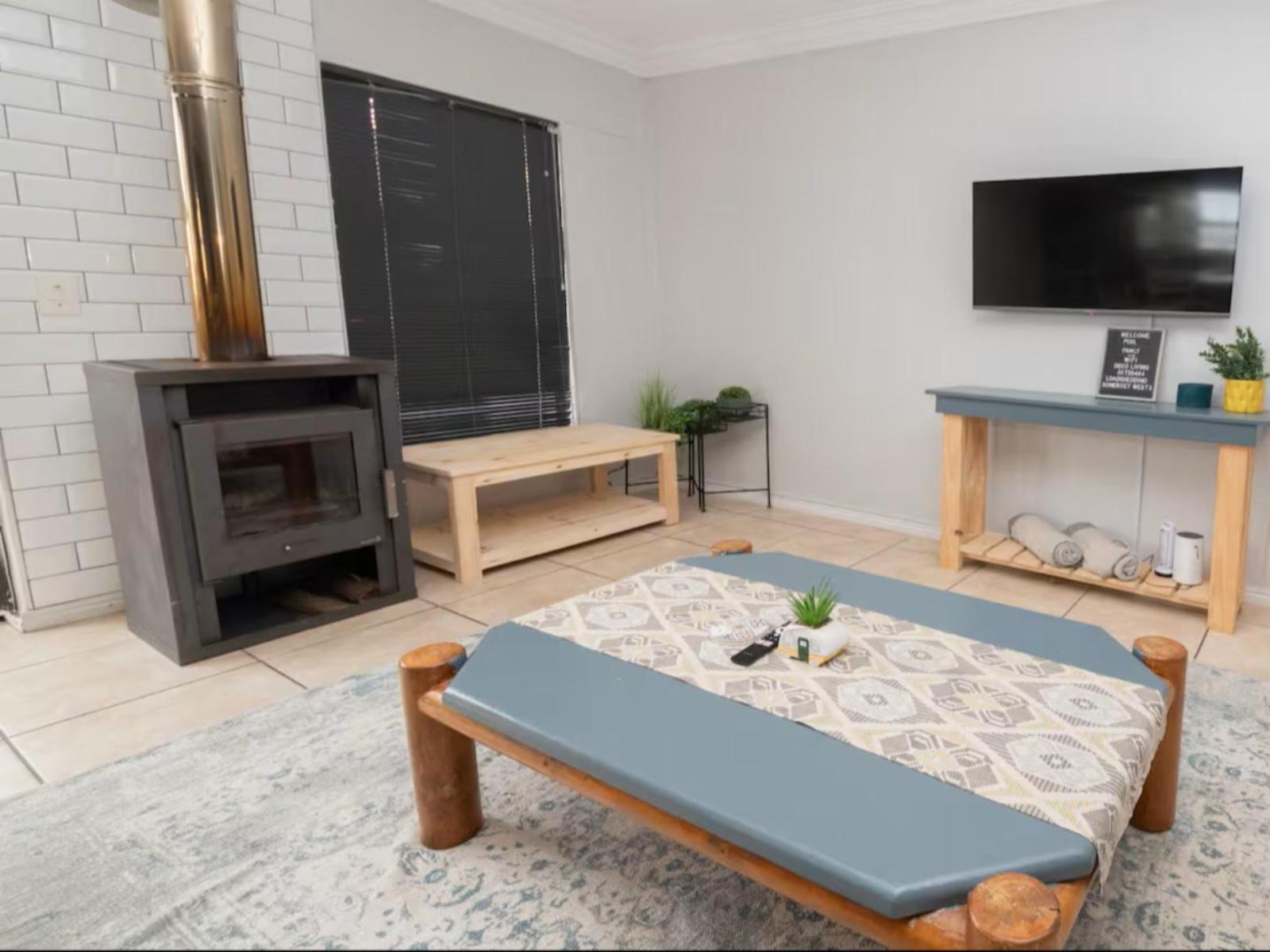 Room 2 — TV and multimedia