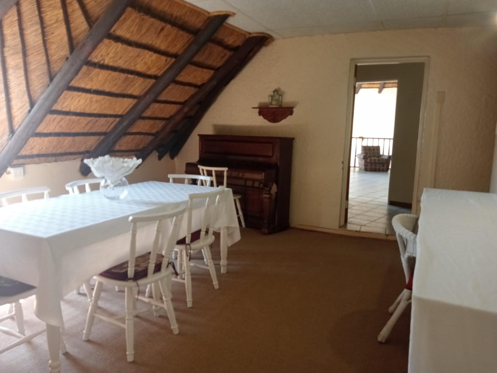 Room 1 — Photo of the whole room