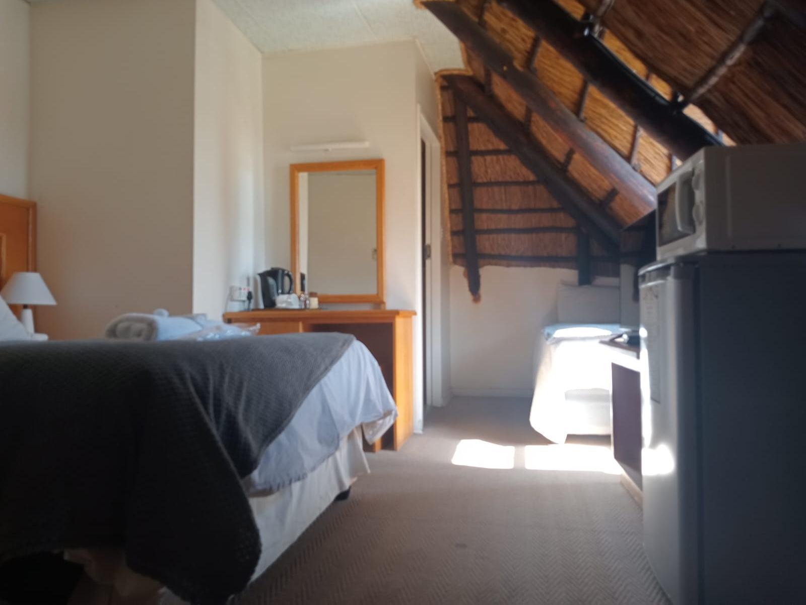 Room 1 — Photo of the whole room