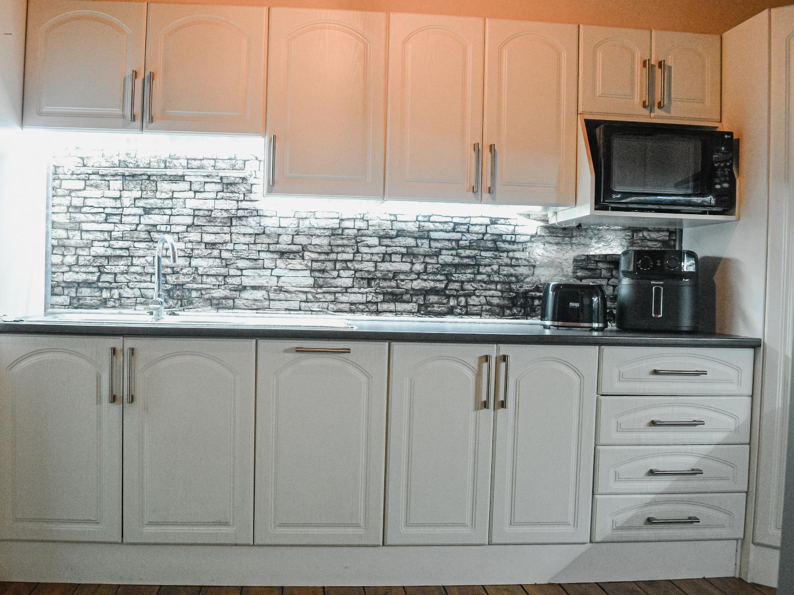 Room 1 — Breakfast area