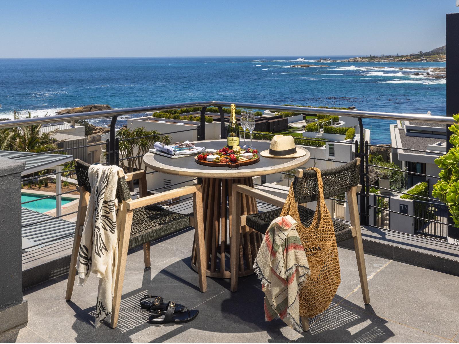 Room 1 — Balcony/Terrace