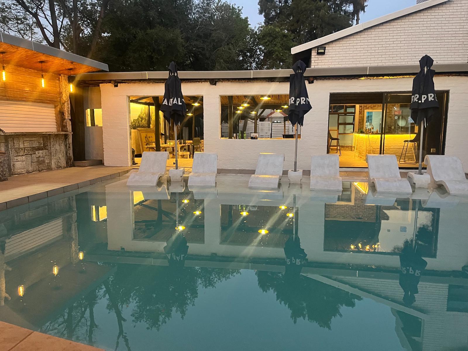 Swimming pool