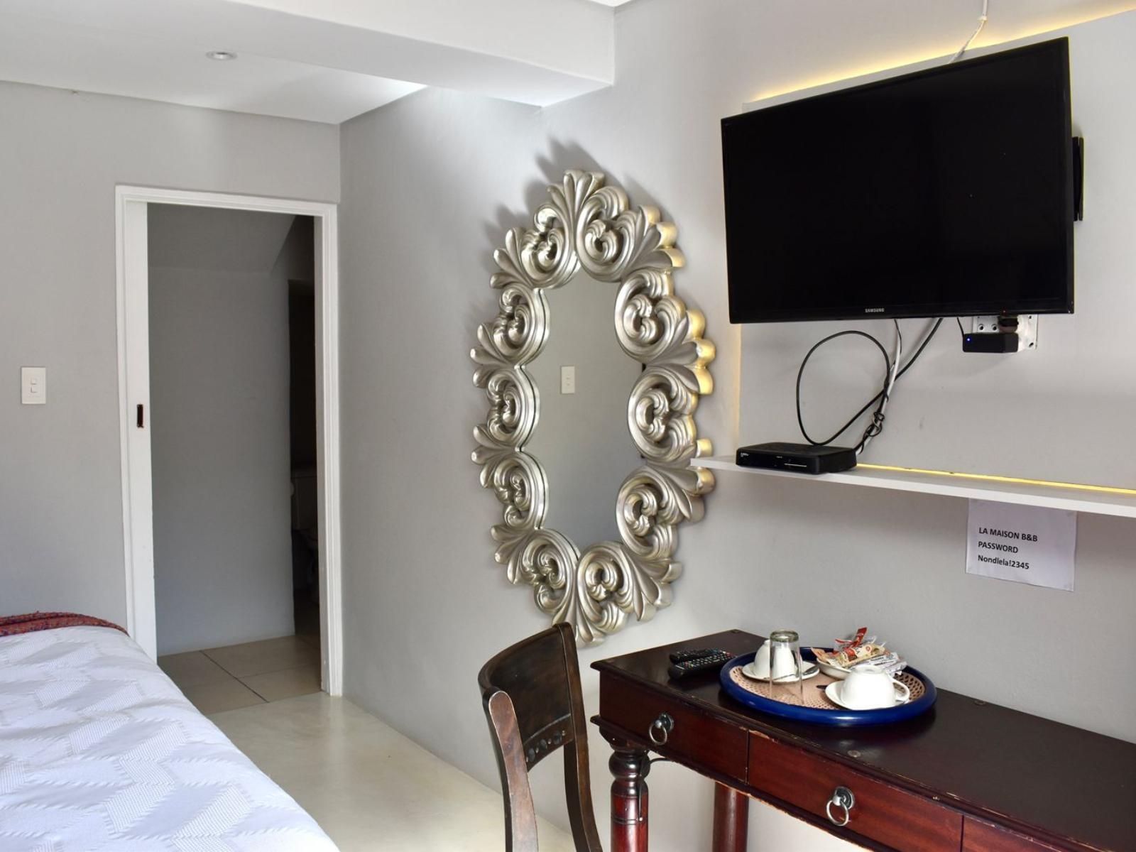 Room 1 — TV and multimedia