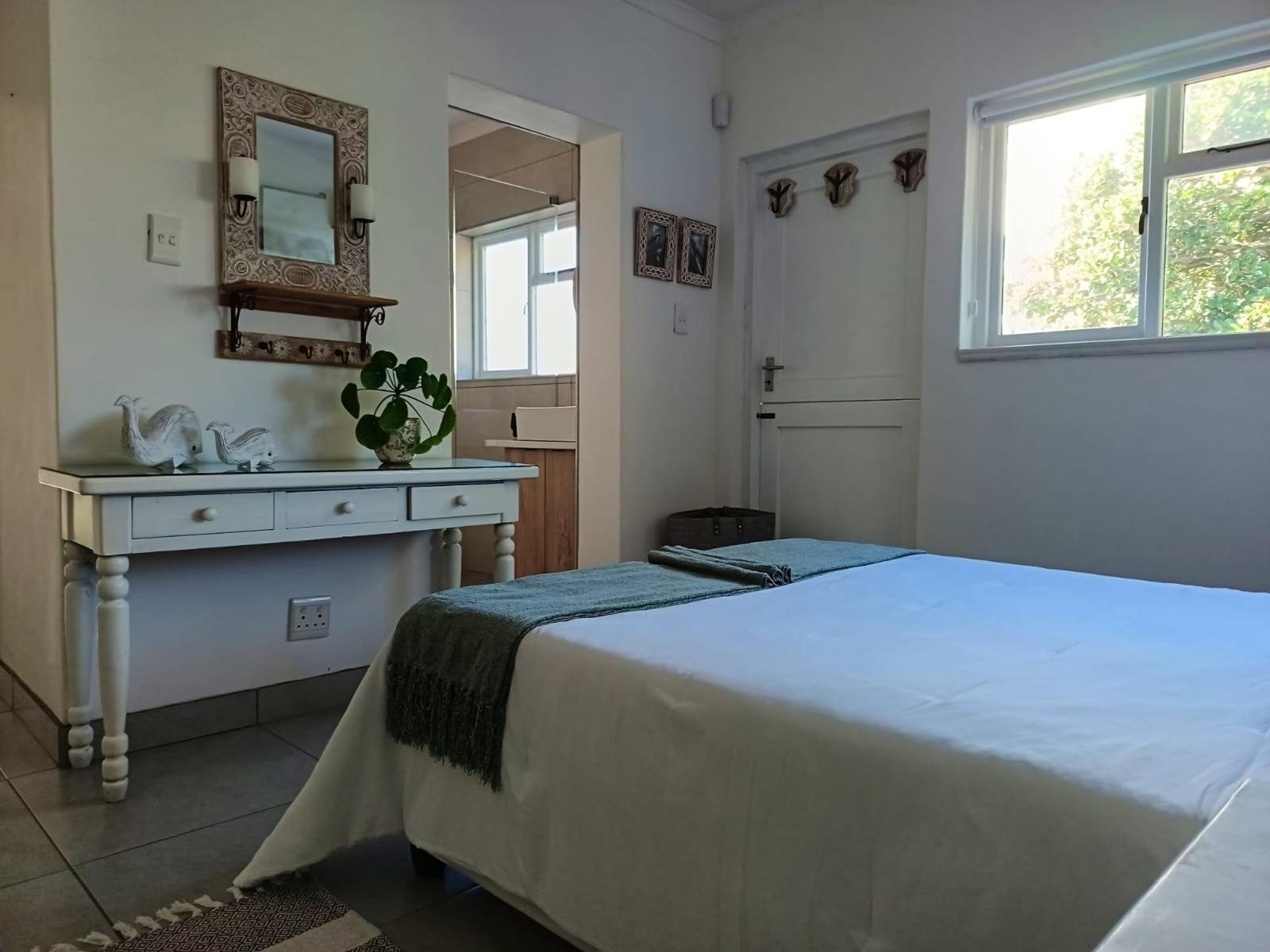 Room 1 — Photo of the whole room
