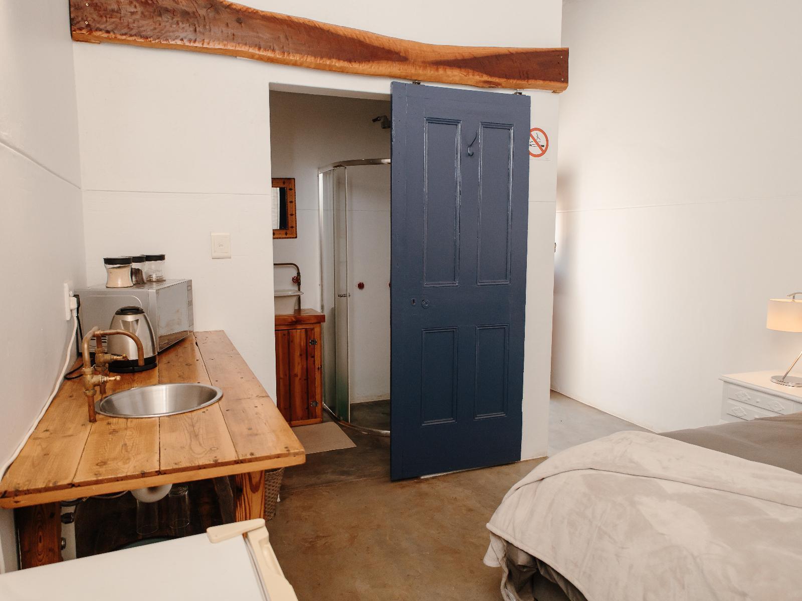 Room 1 — Photo of the whole room