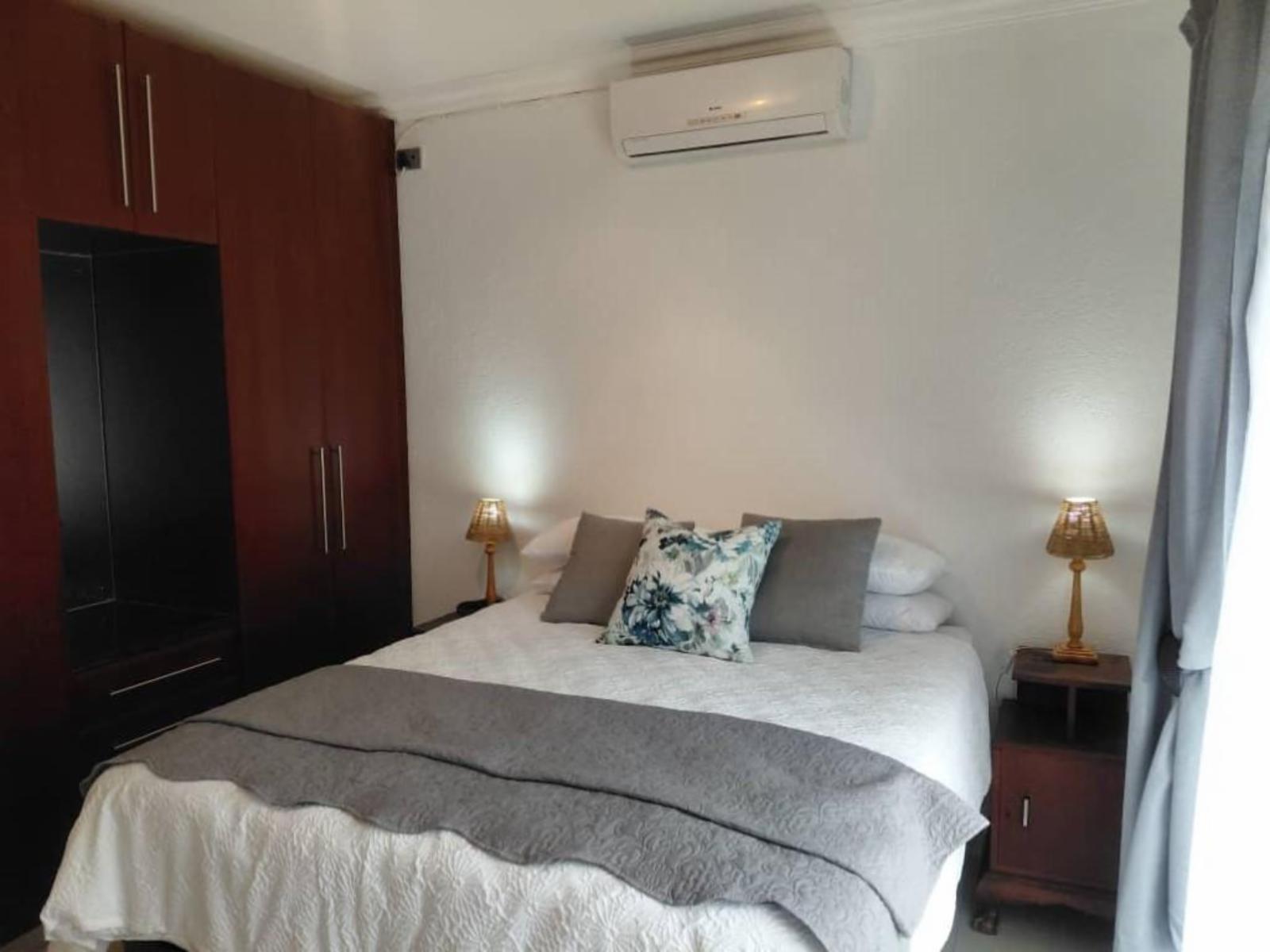 Room 1 — Photo of the whole room