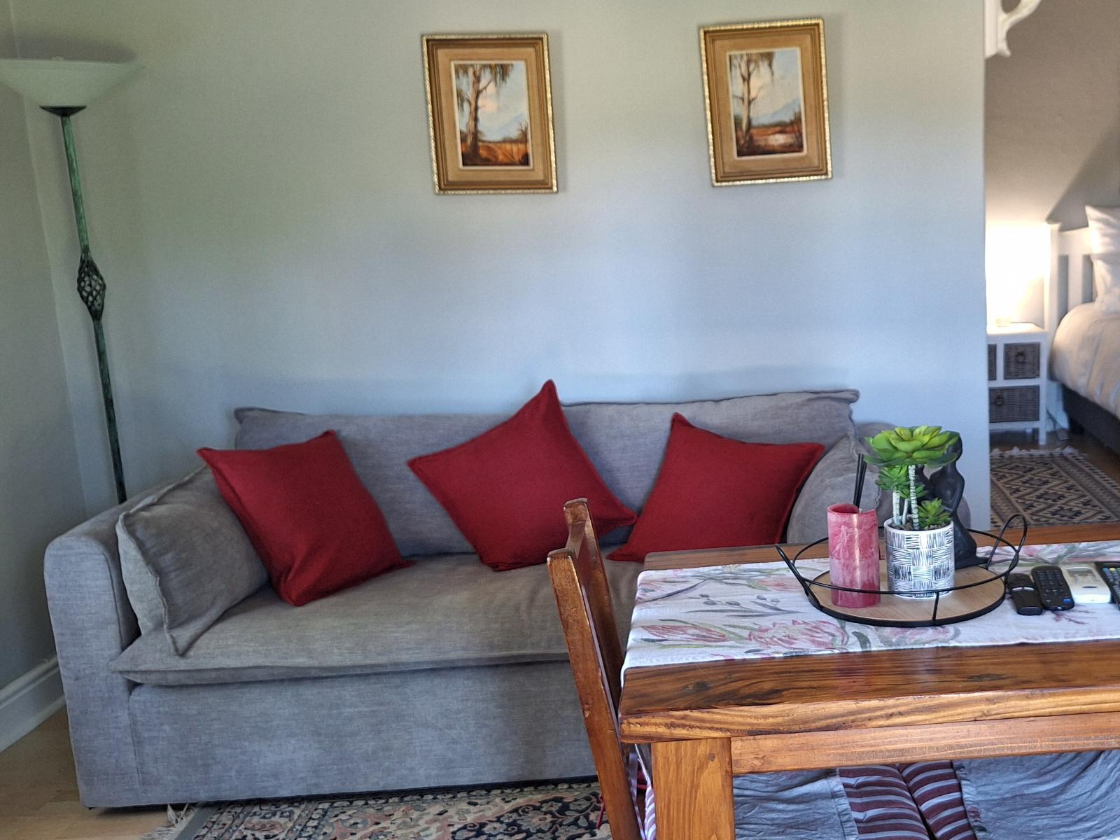 Room 1 — Communal lounge/ TV room