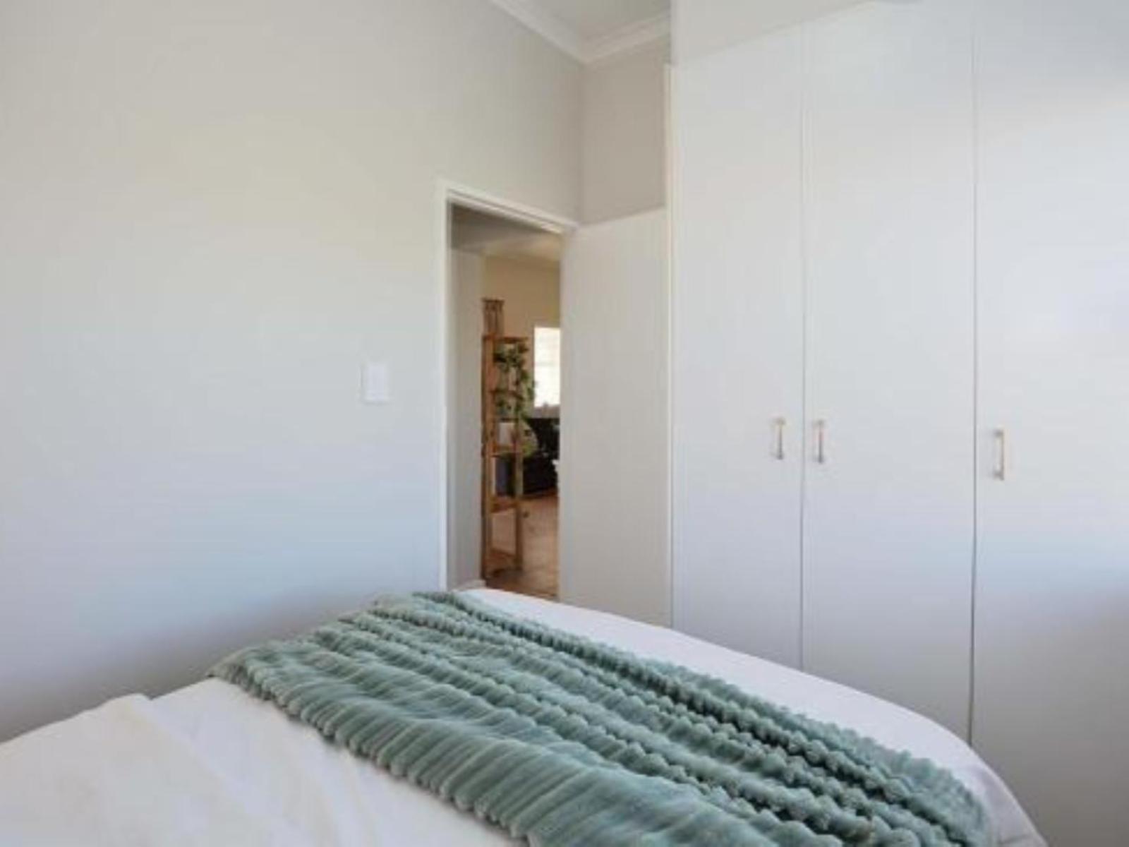 Room 1 — Bed