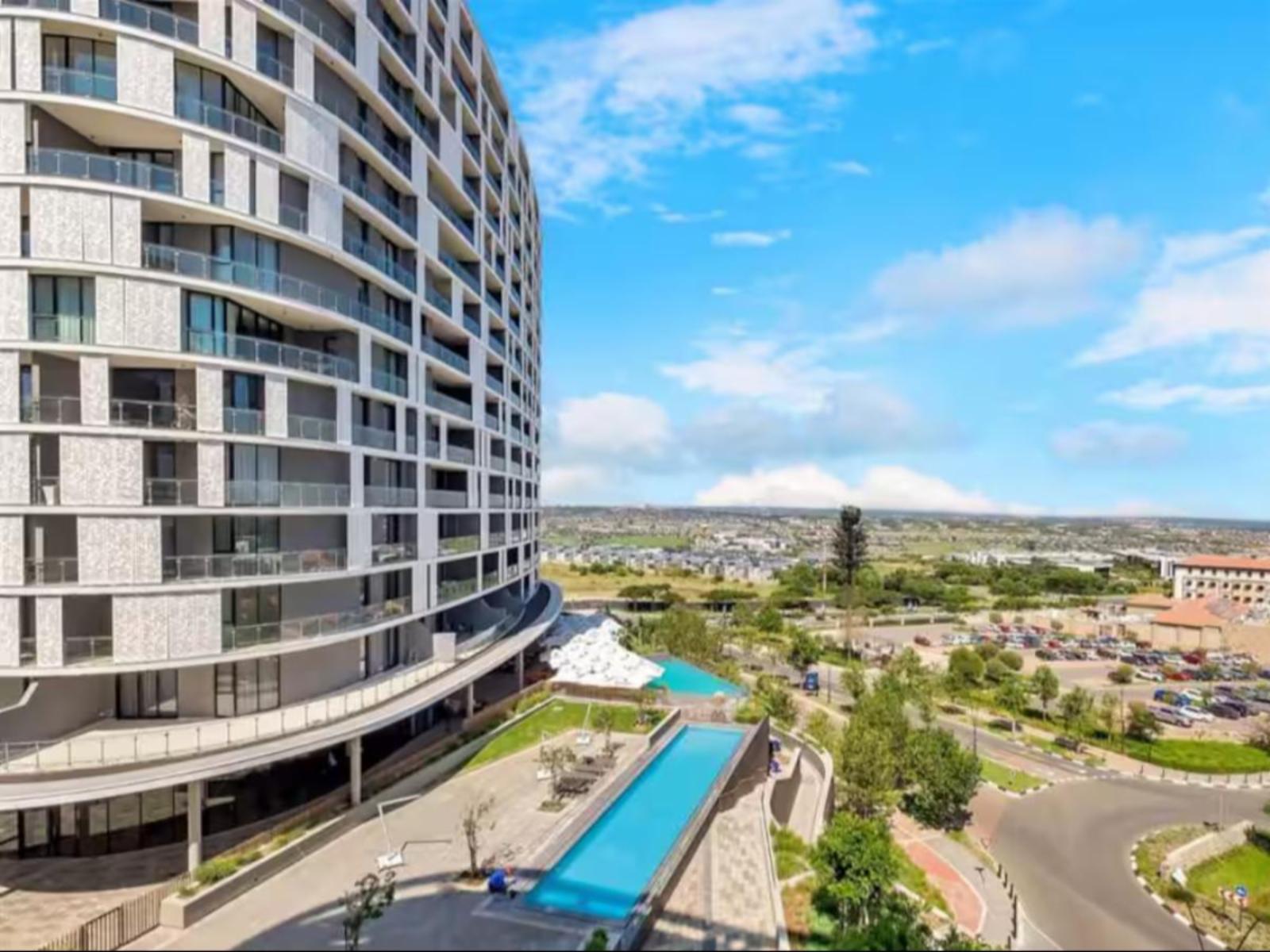 Ellipse Luxury Apartment