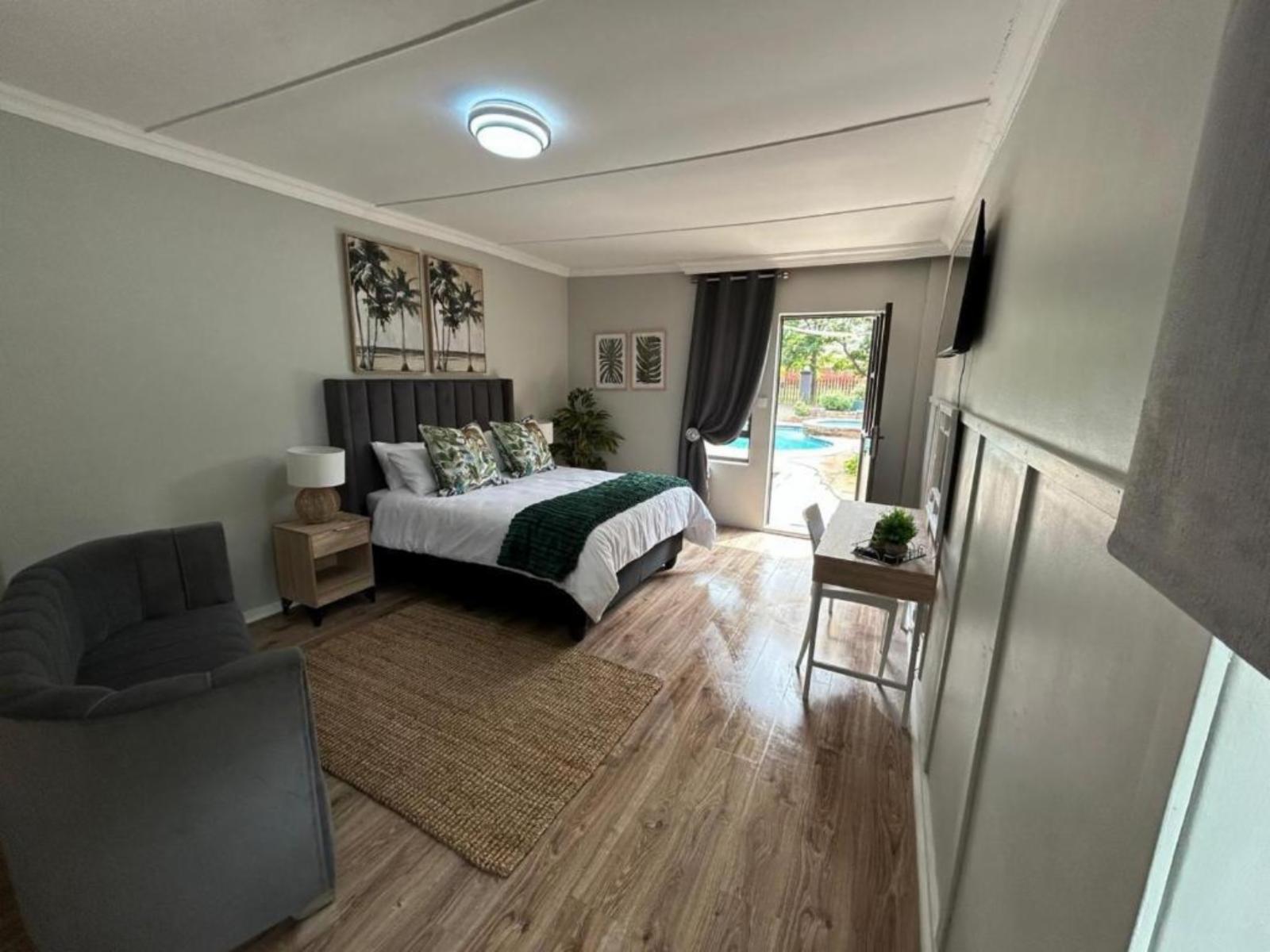 Room 1 — Photo of the whole room