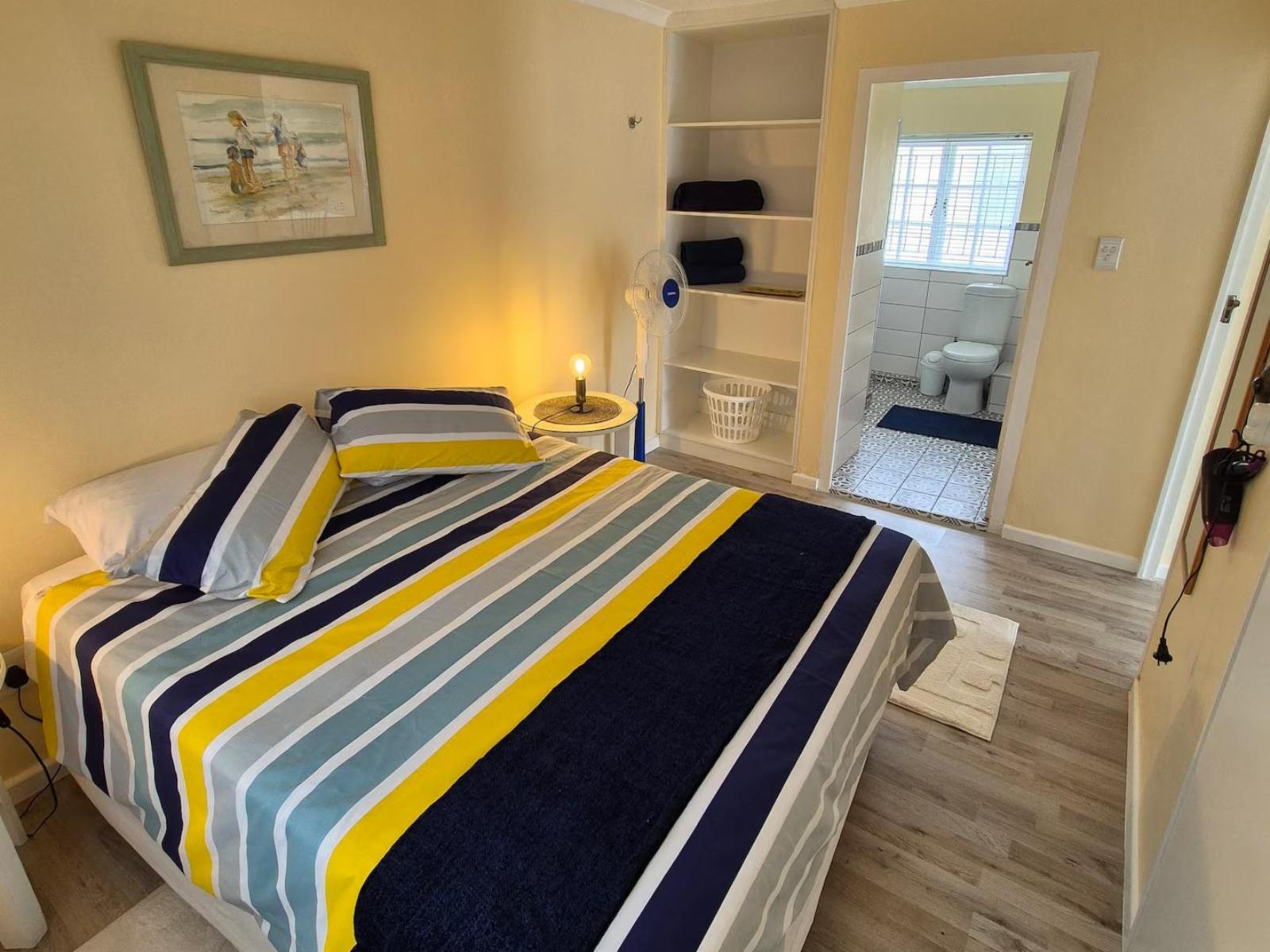Room 1 — Photo of the whole room