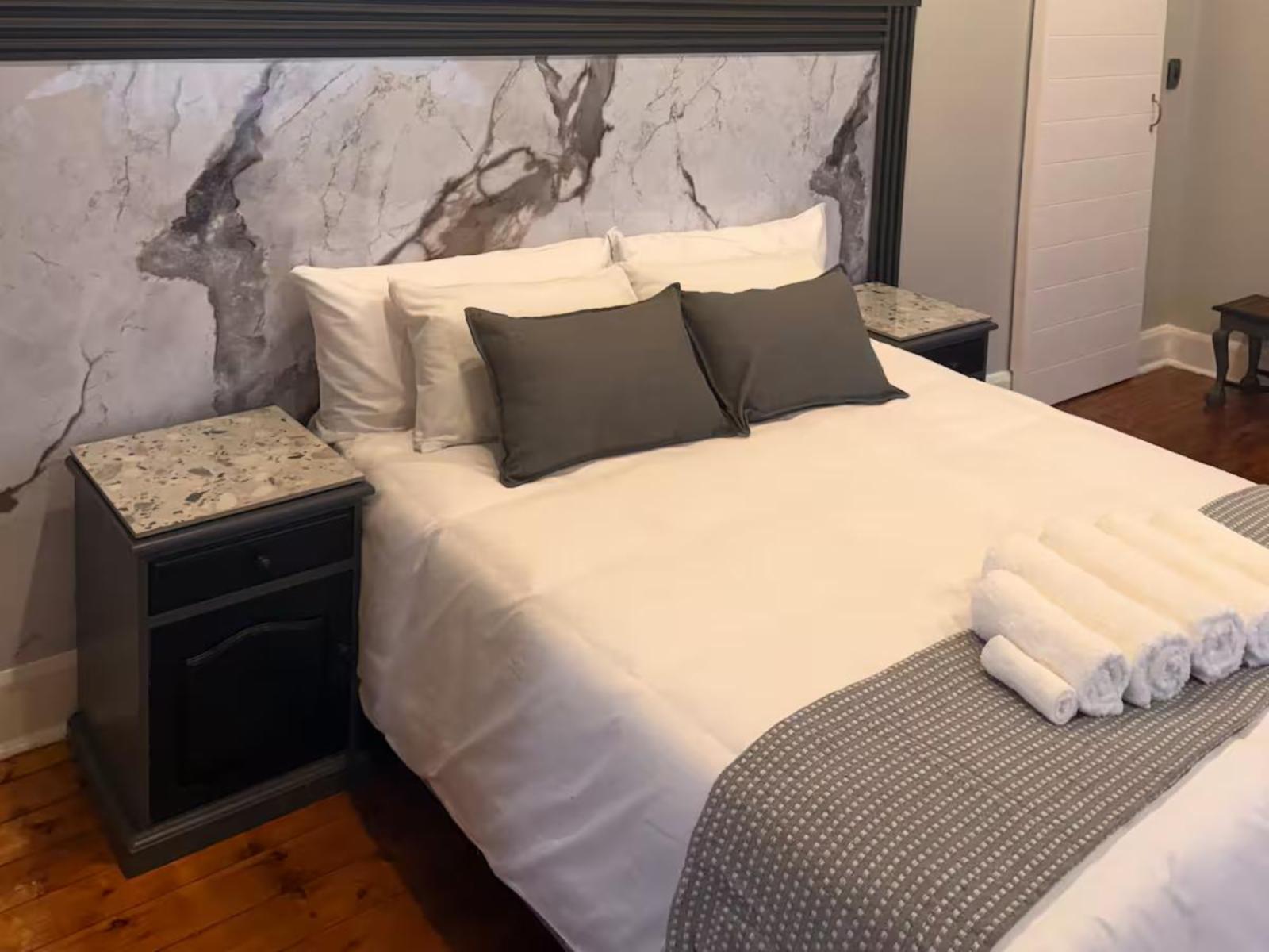 Room 1 — Photo of the whole room