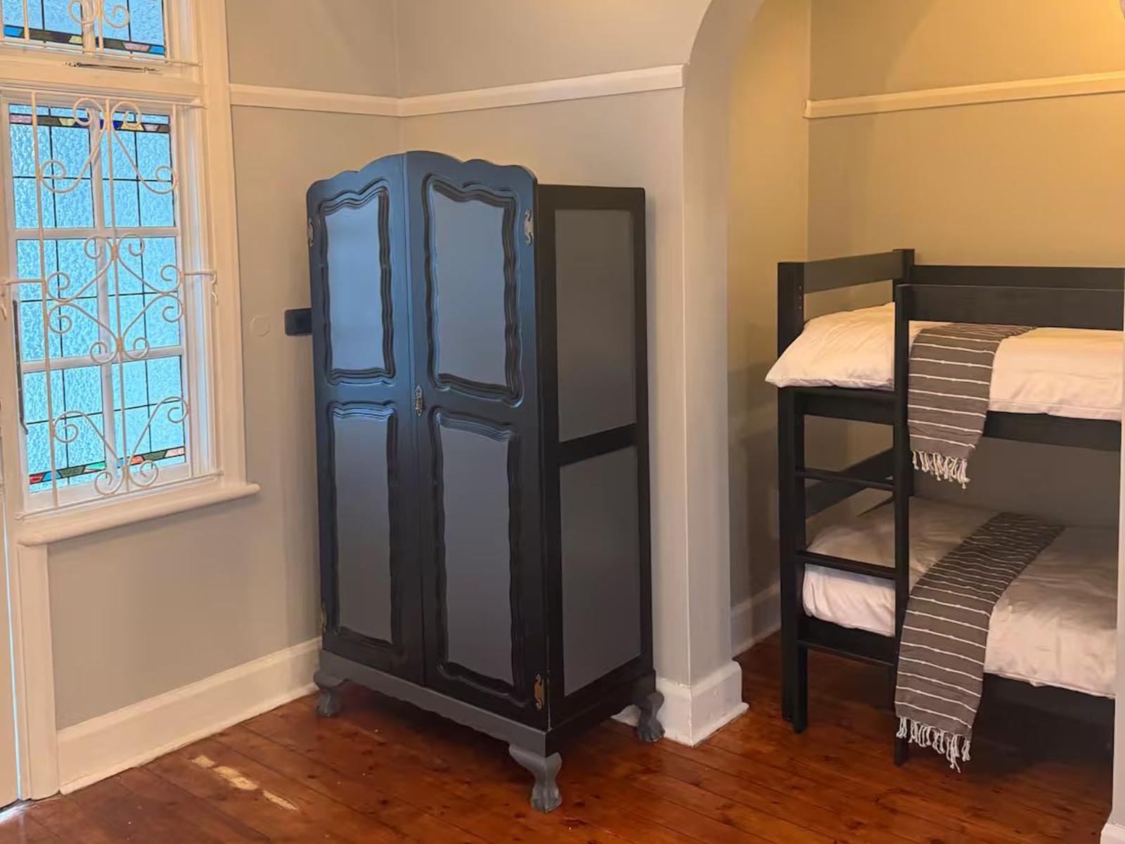 Room 1 — Photo of the whole room