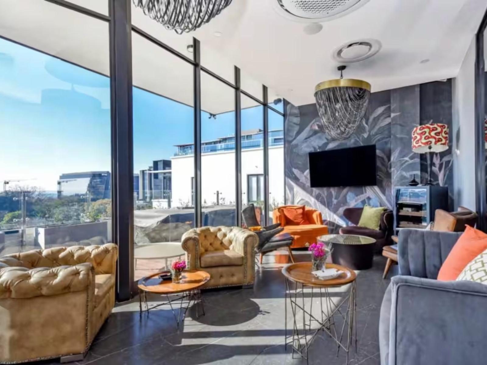 Communal lounge/ TV room