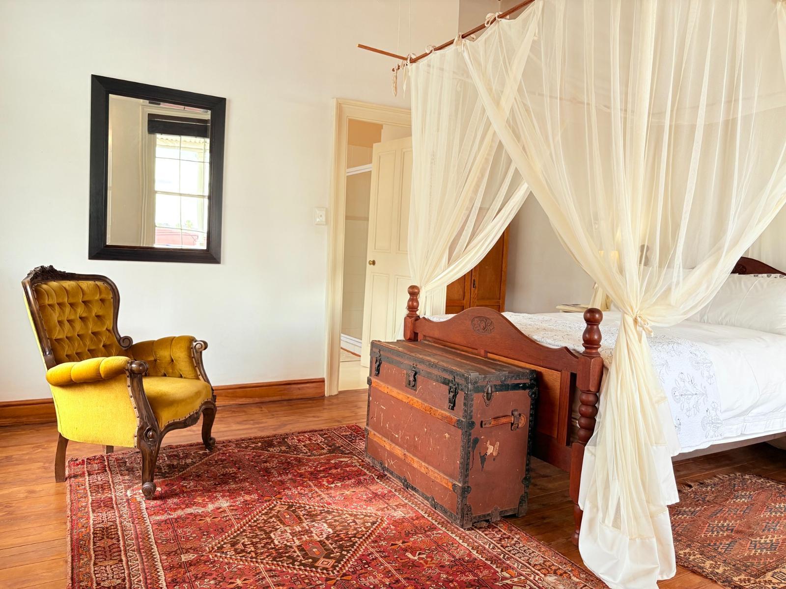 Room 1 — Photo of the whole room