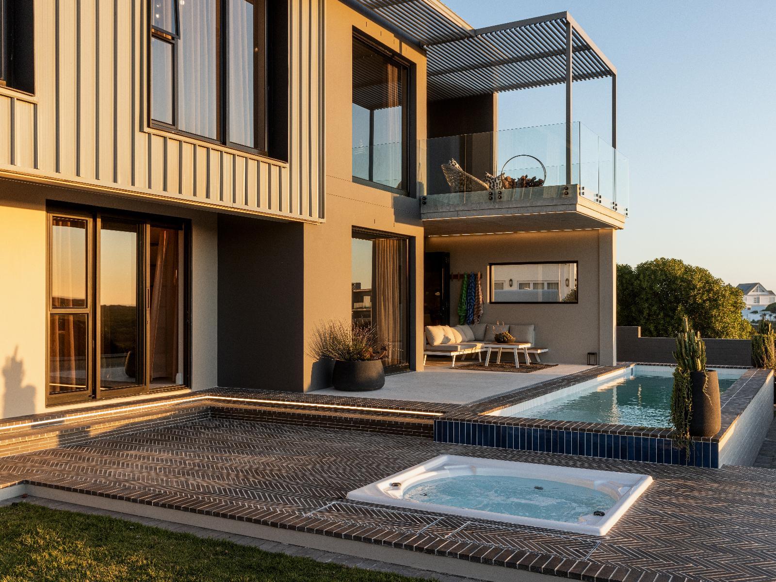 Villa and Studio Eiland