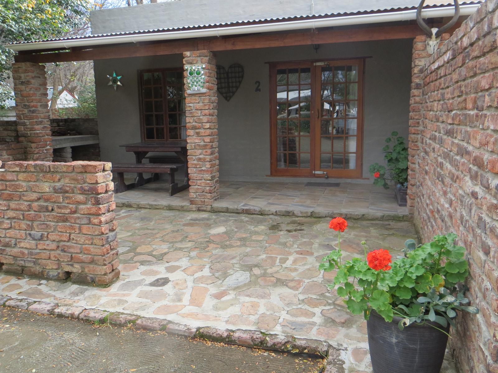 Room 2 — Facade or entrance