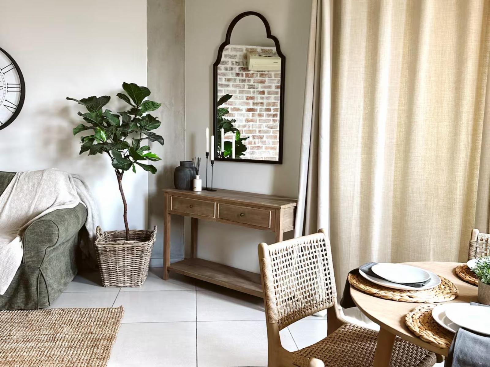 Room 1 — Living Room