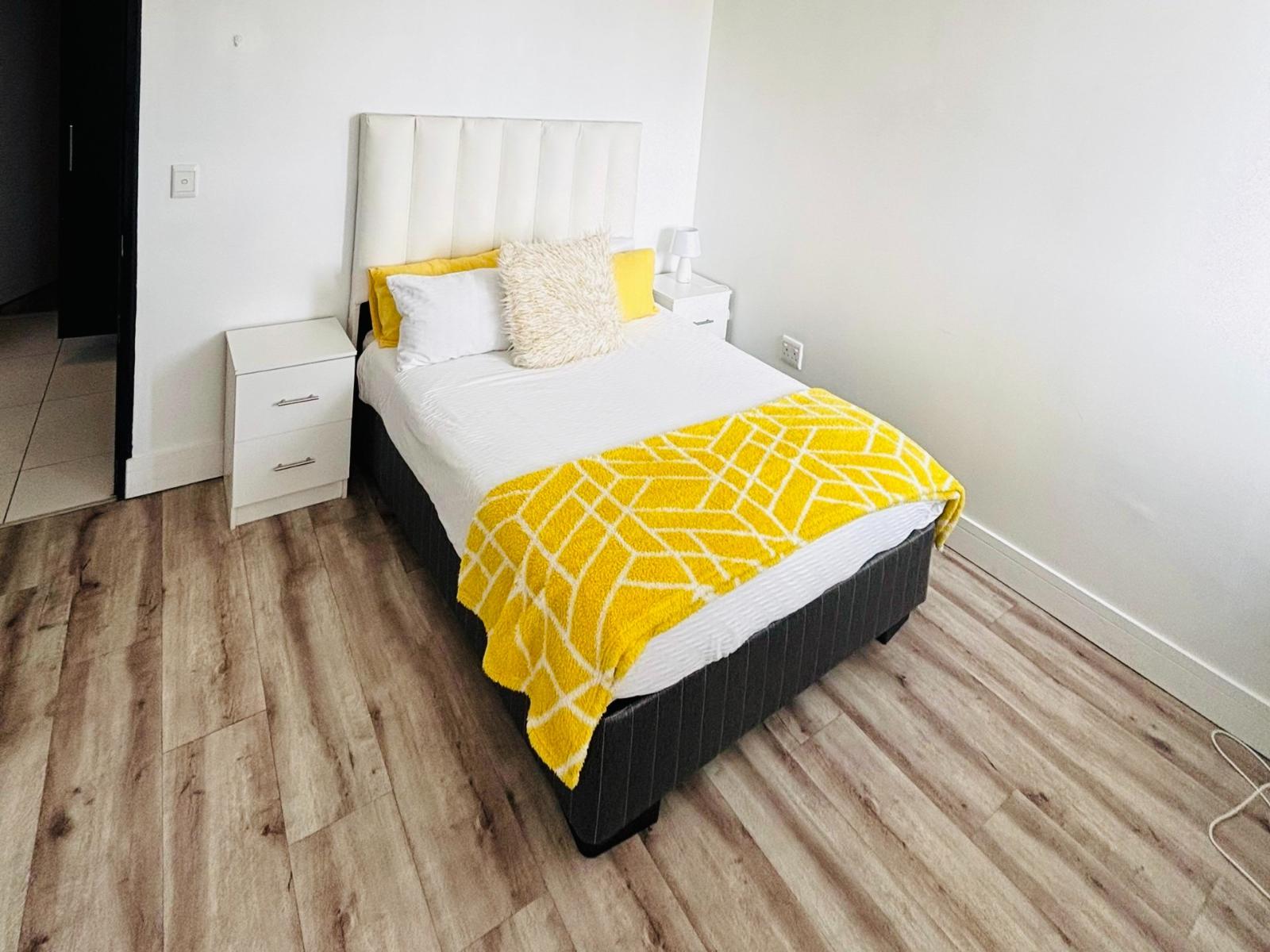 Room 1 — Photo of the whole room