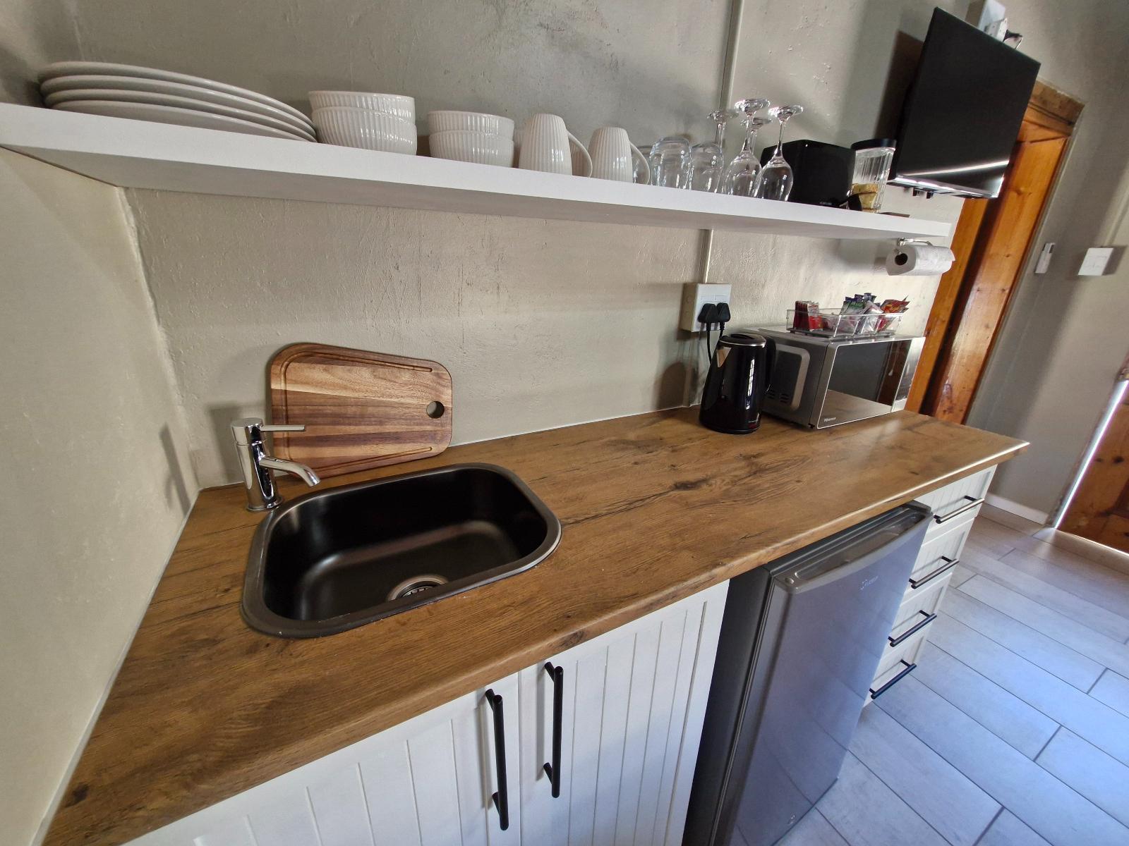 Room 1 — Kitchenette