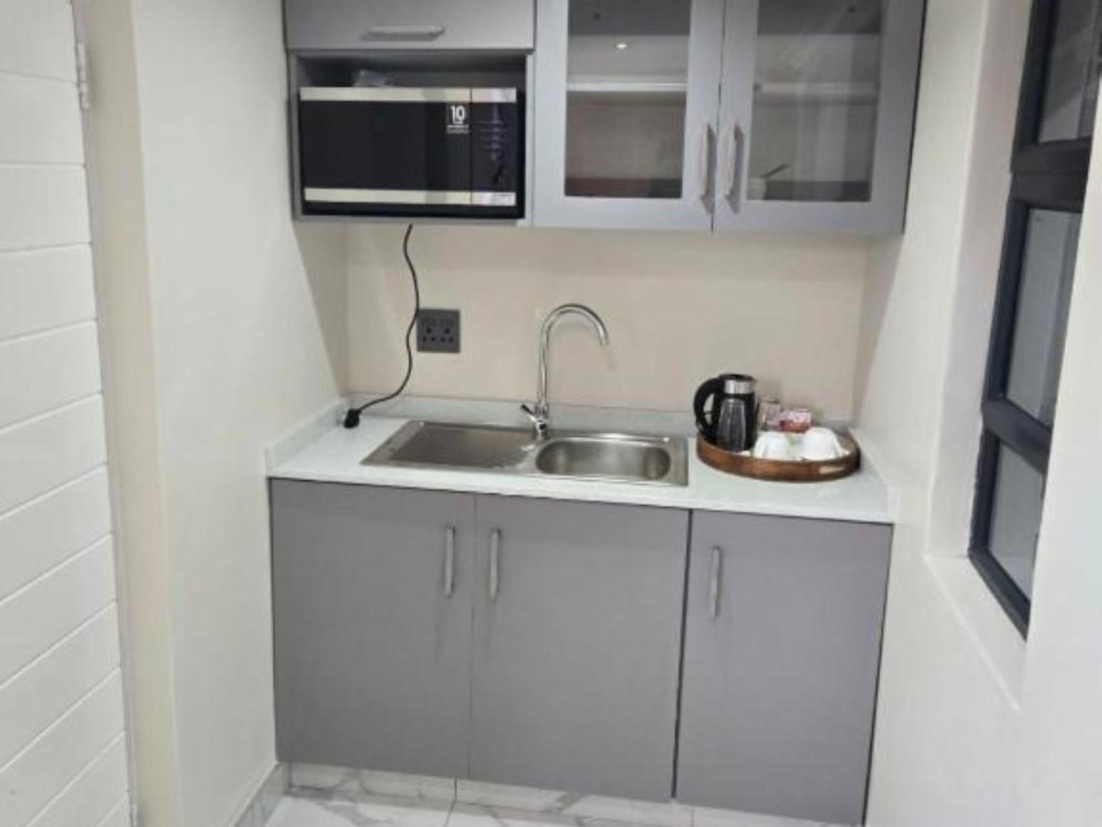 Room 2 — Coffee/tea facilities