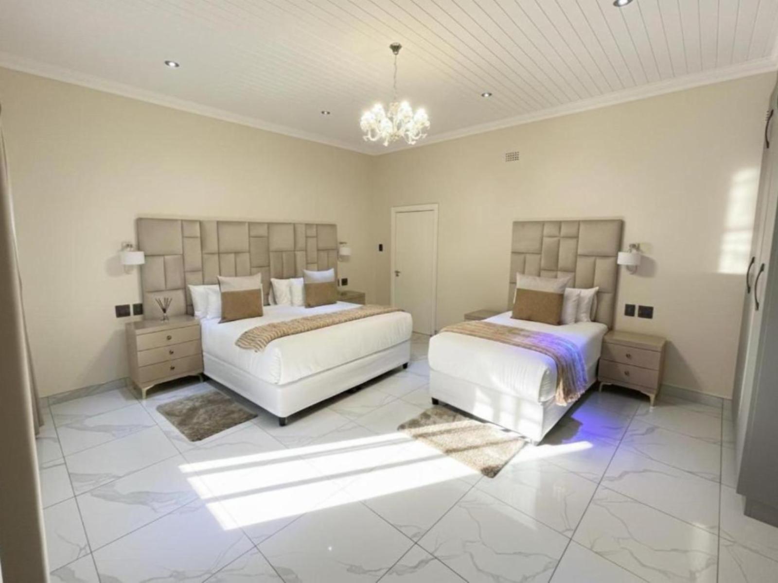 Room 1 — Photo of the whole room