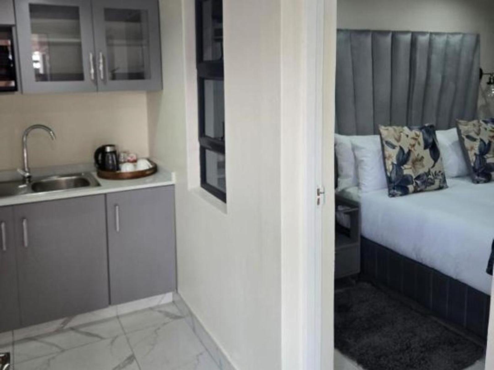 Room 2 — Photo of the whole room