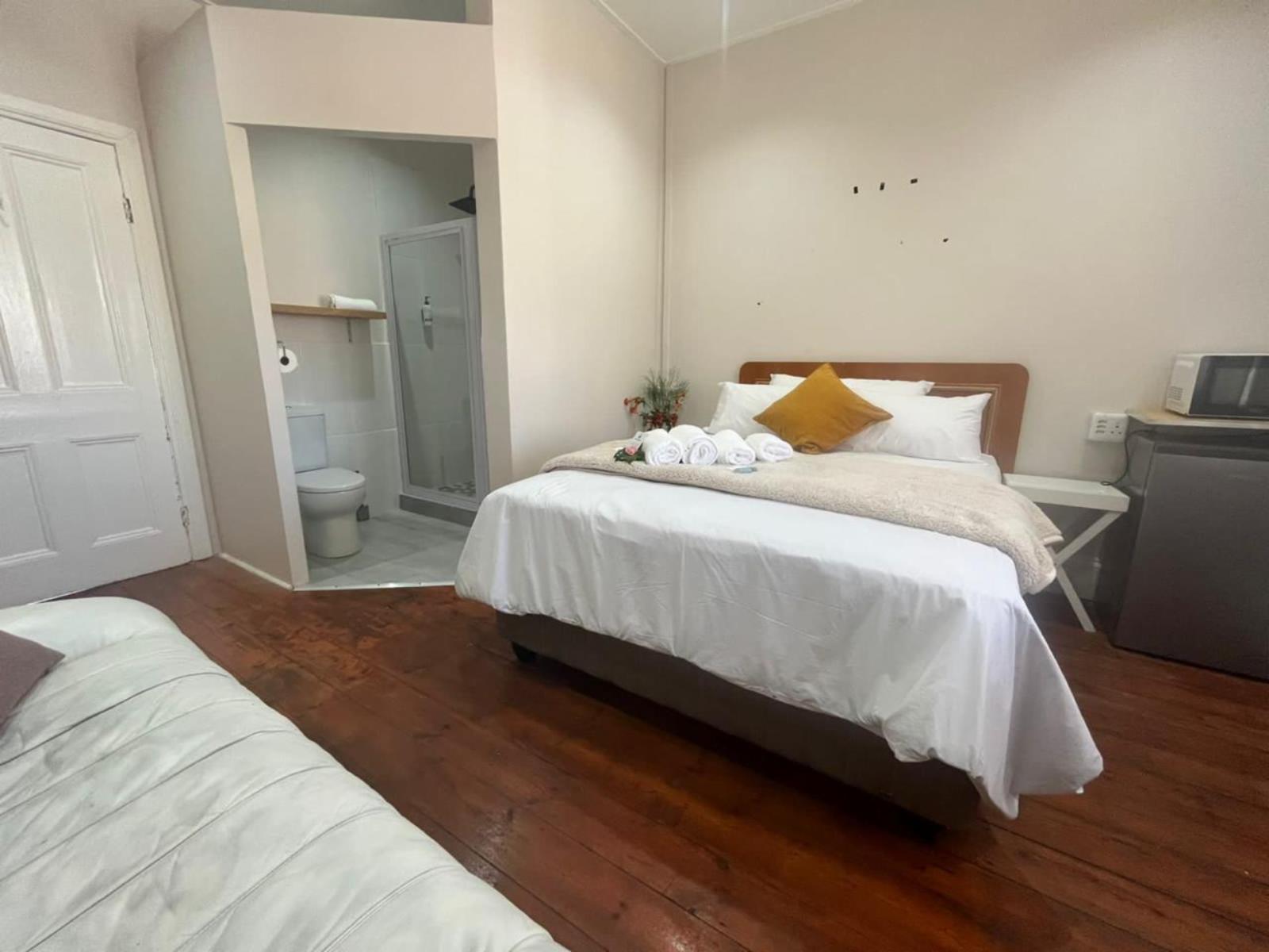 Room 1 — Photo of the whole room