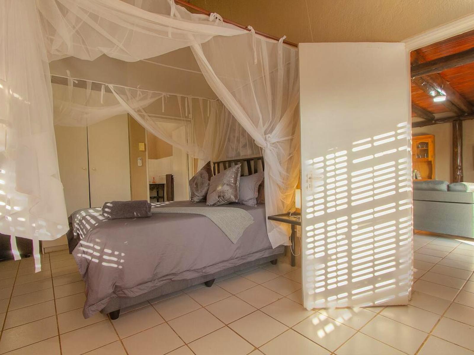 Room 1 — Photo of the whole room